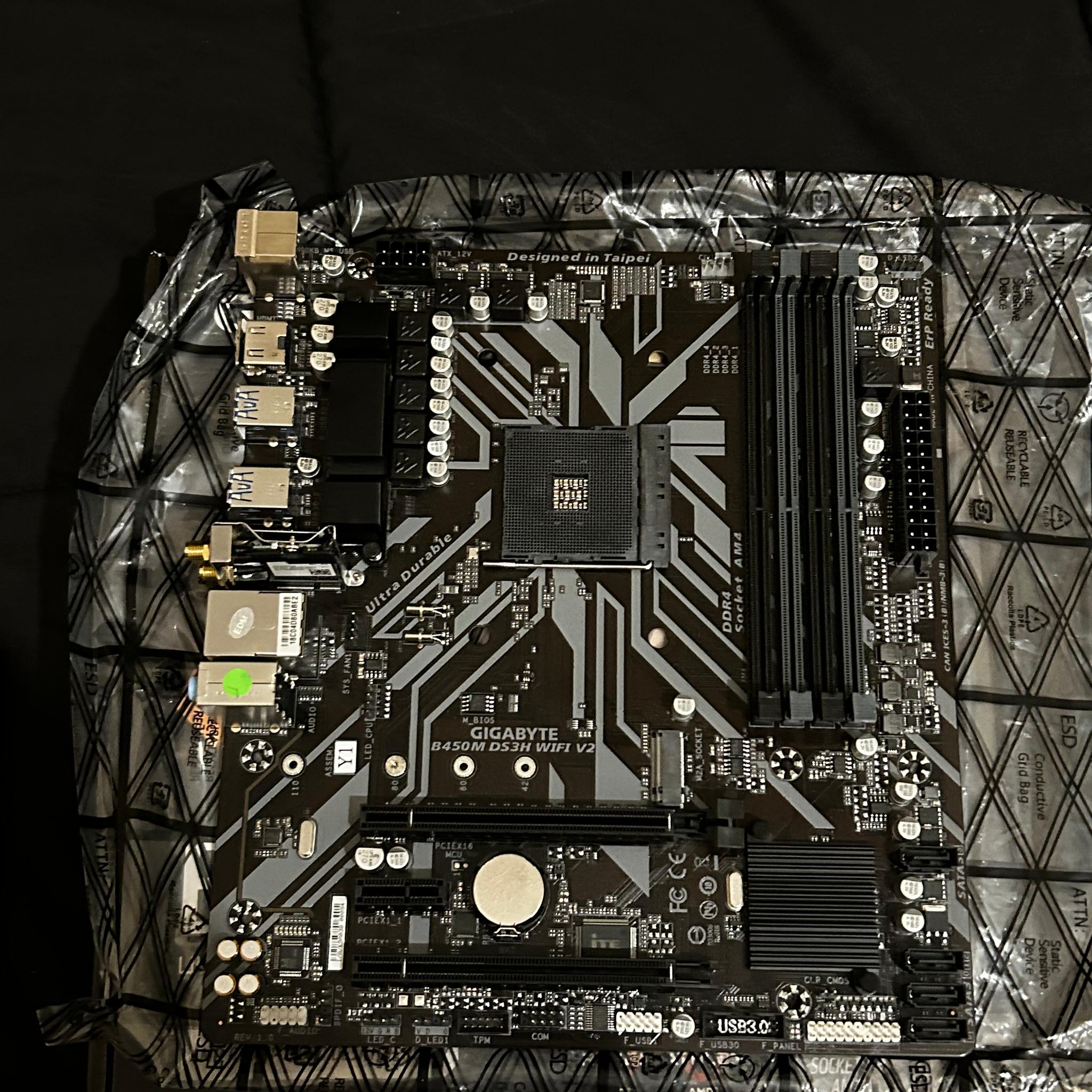 Gigabyte B450M DS3H WIFI