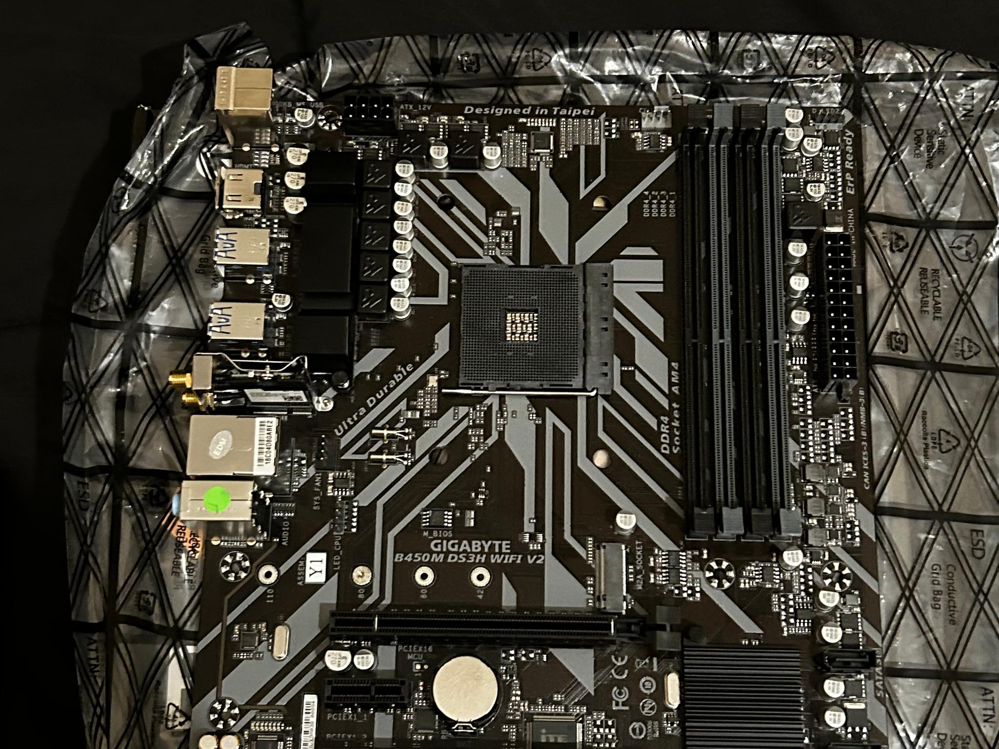 Gigabyte B450M DS3H WIFI