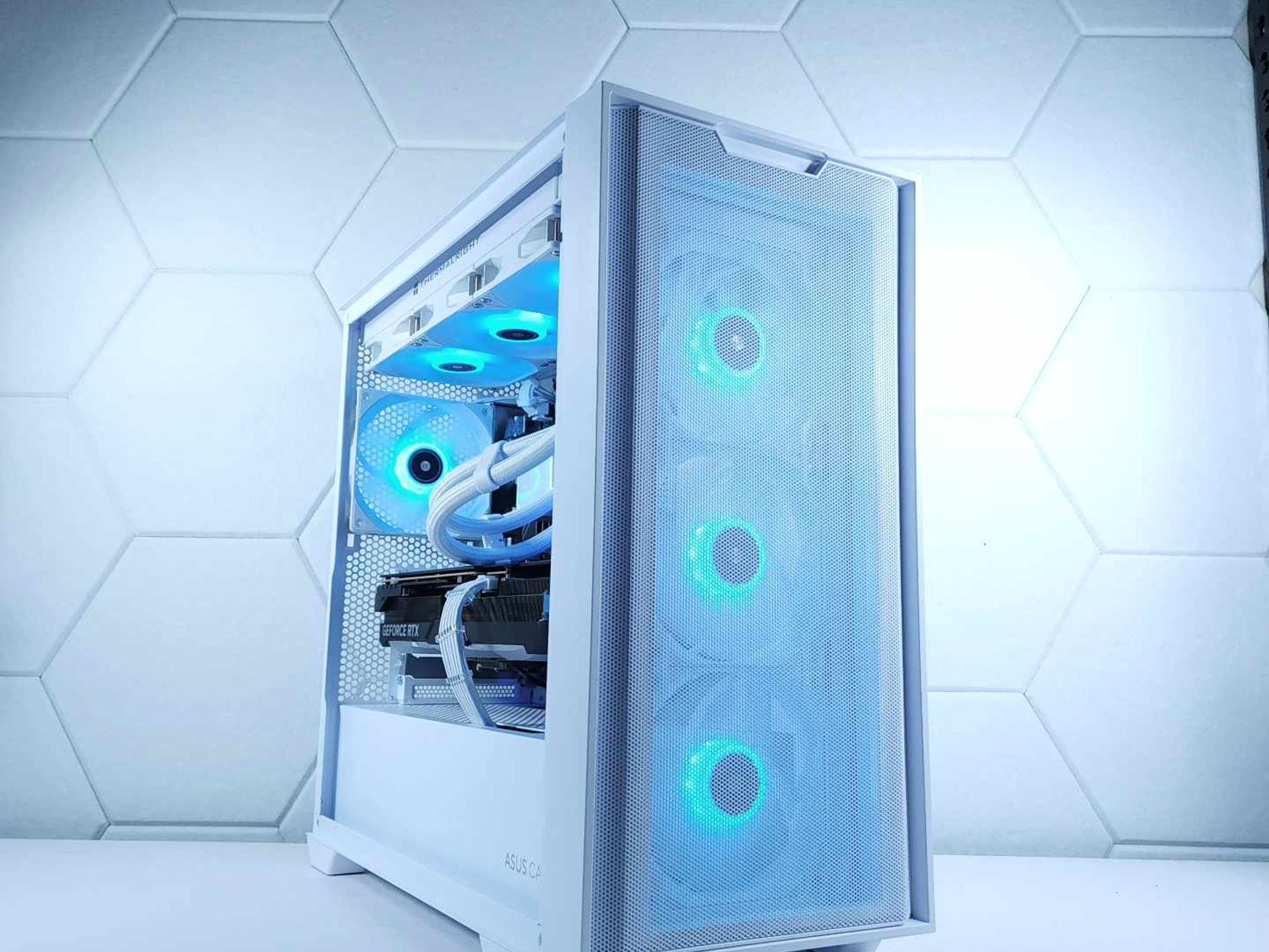 💙🤍RTX 4080 || Ryzen 7 7800X3D || 32GB 6000MHz || 2TB NVMe SSD || FREE SHIPPING 4K Gaming PC