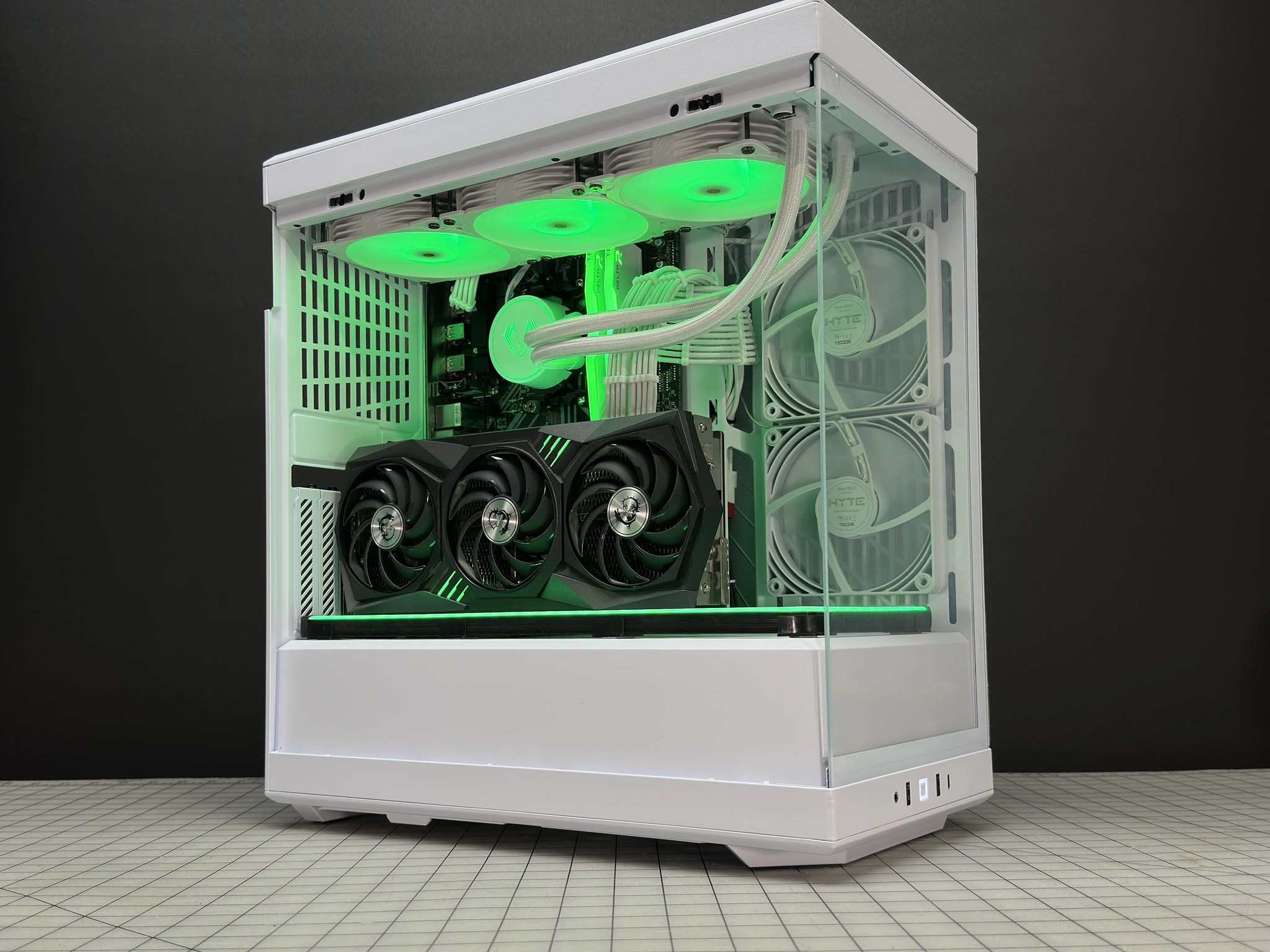 💎⋆˙⟡Diamond⋆˙⟡💎 RTX 3070 / AMD R5 3600 / 1TB SSD / 32GB Ram / 360 AIO Watercooled / WIFI / WIN10