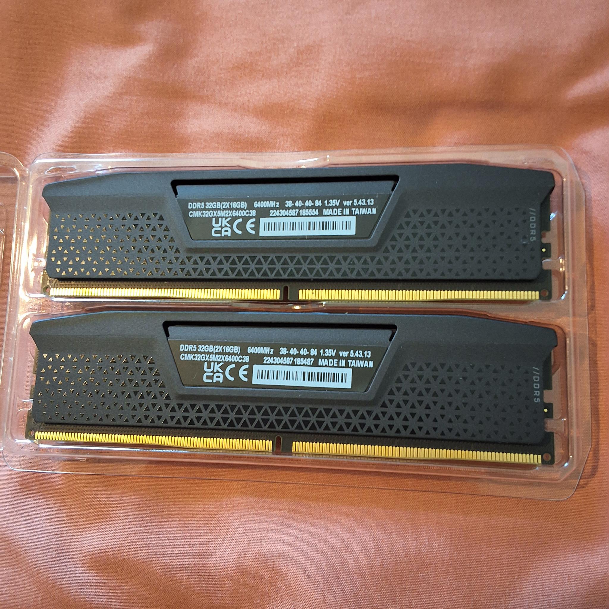 32 GB CORSAIR VENGEANCE DDR5 6400 MHZ INTEL XMP