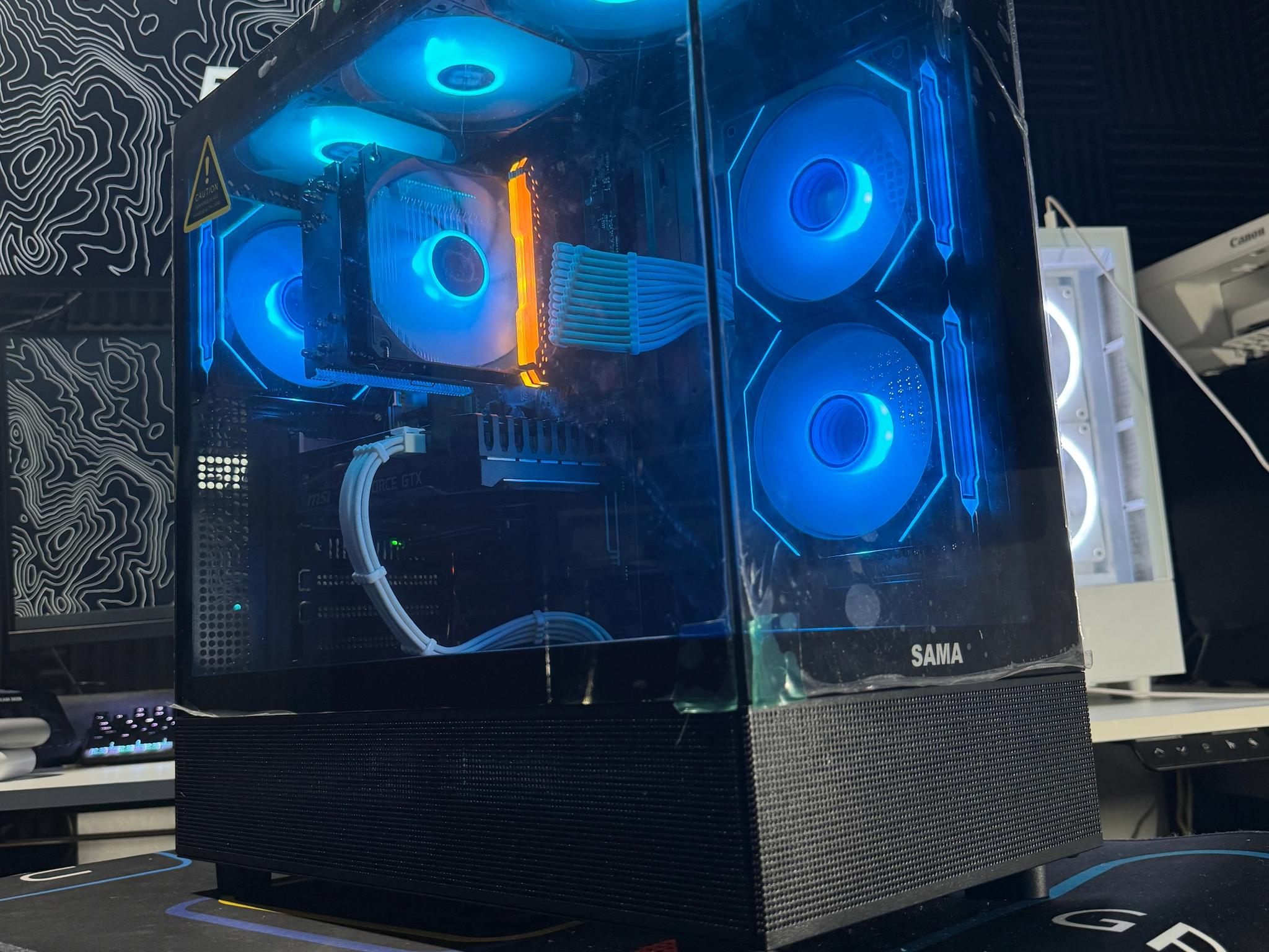 RGB FishTank Gaming PC | i7 7700 | GTX 1660 S | 16GB DDR4 | 1TB SSD