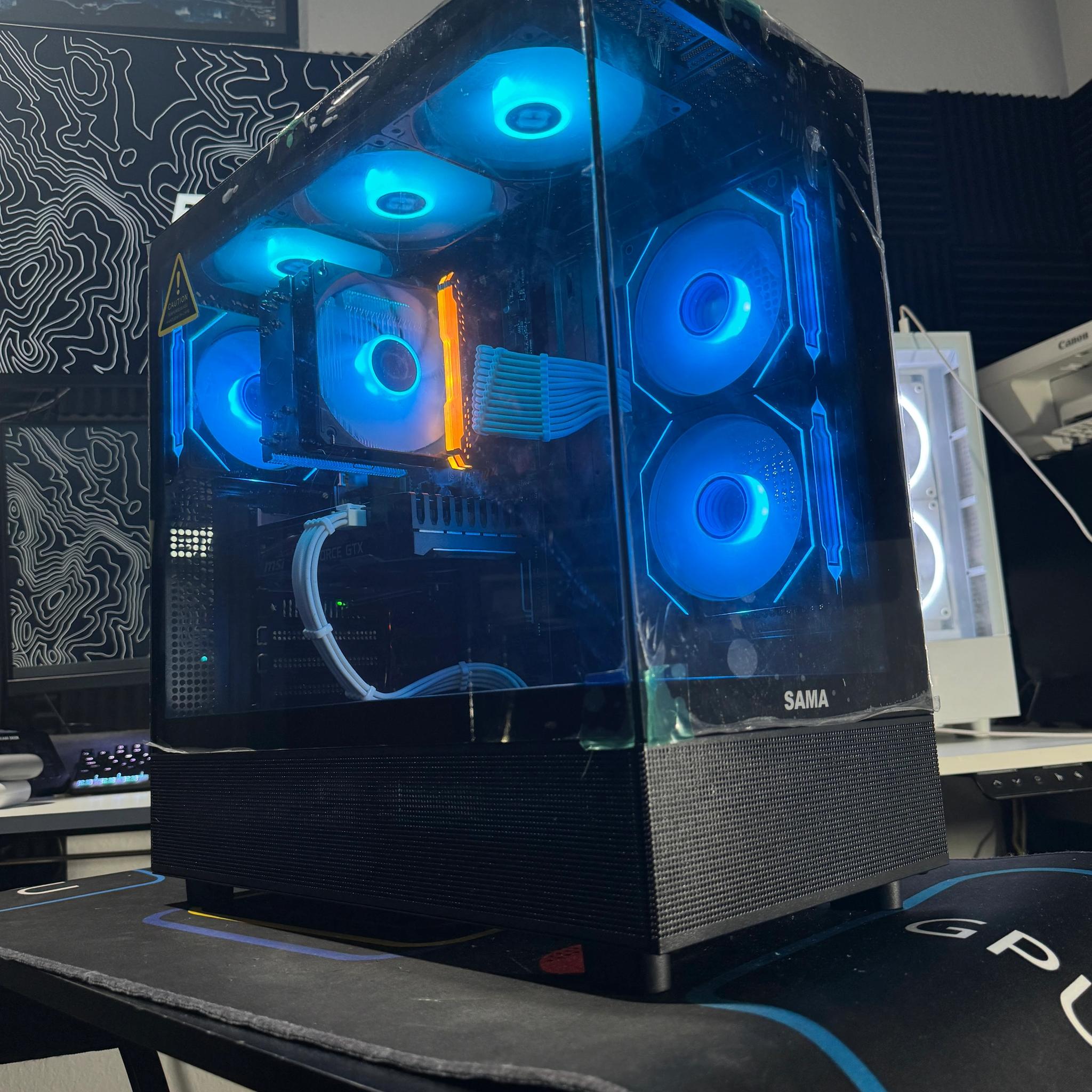 RGB FishTank Gaming PC | i7 7700 | GTX 1660 S | 16GB DDR4 | 1TB SSD