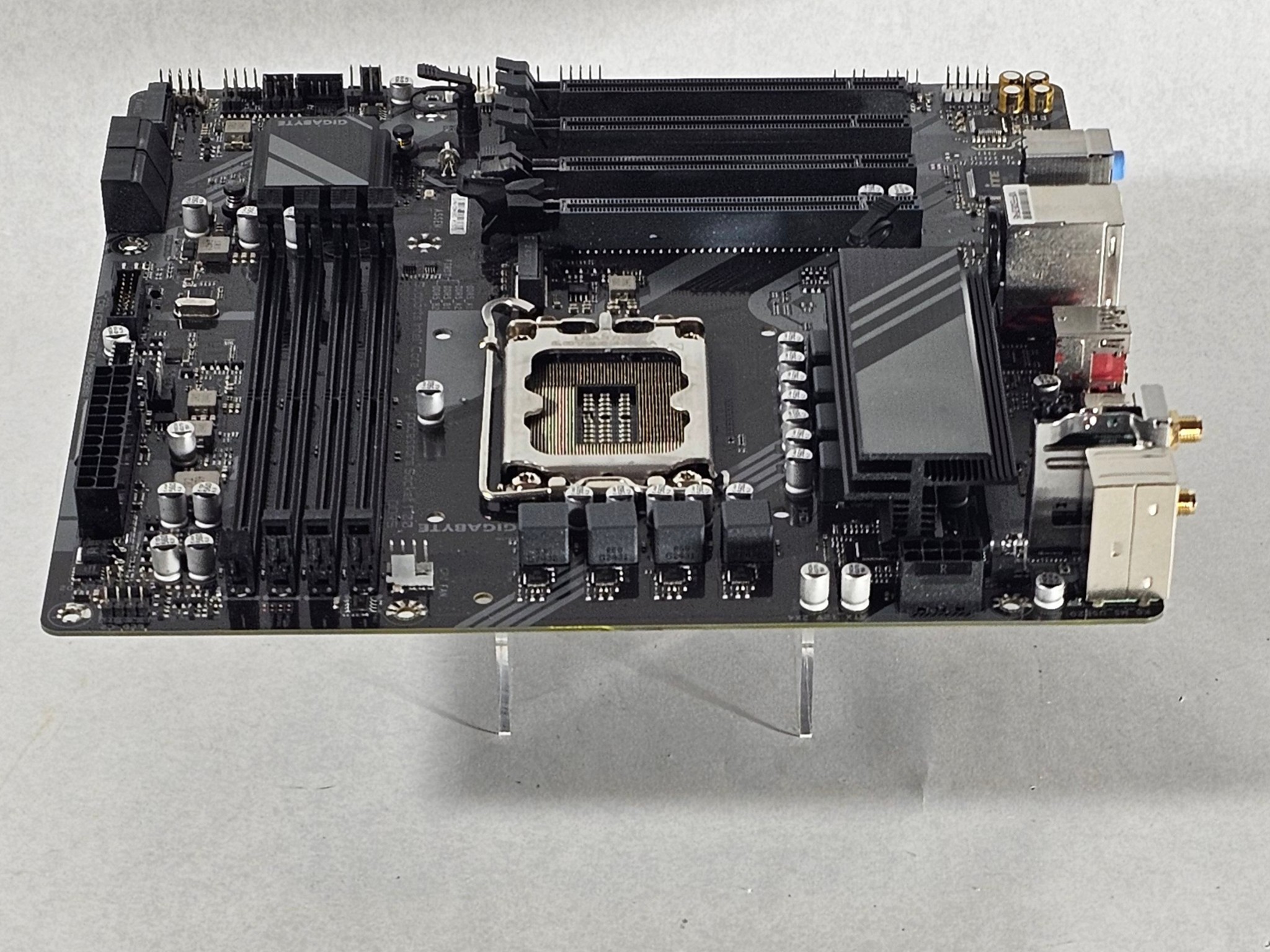 Gigabyte B760M C V2 LGA1700 DDR5 mATX Motherboard