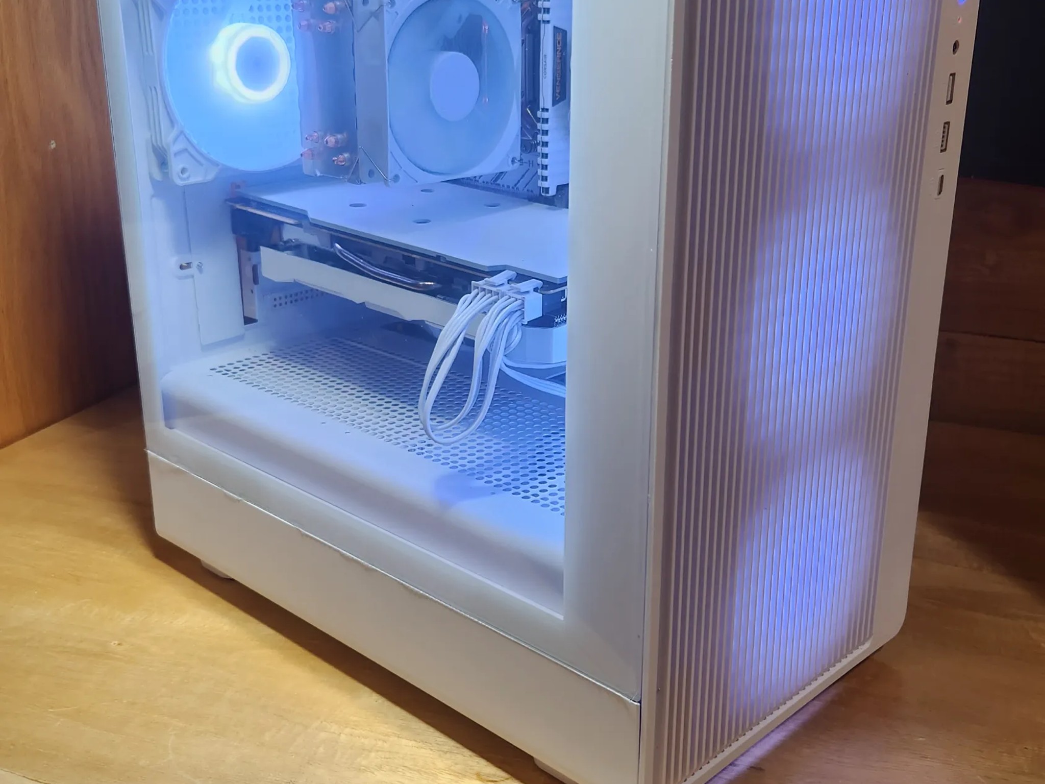 Custom White Gaming PC – RTX 2070 Super | i7 6800k