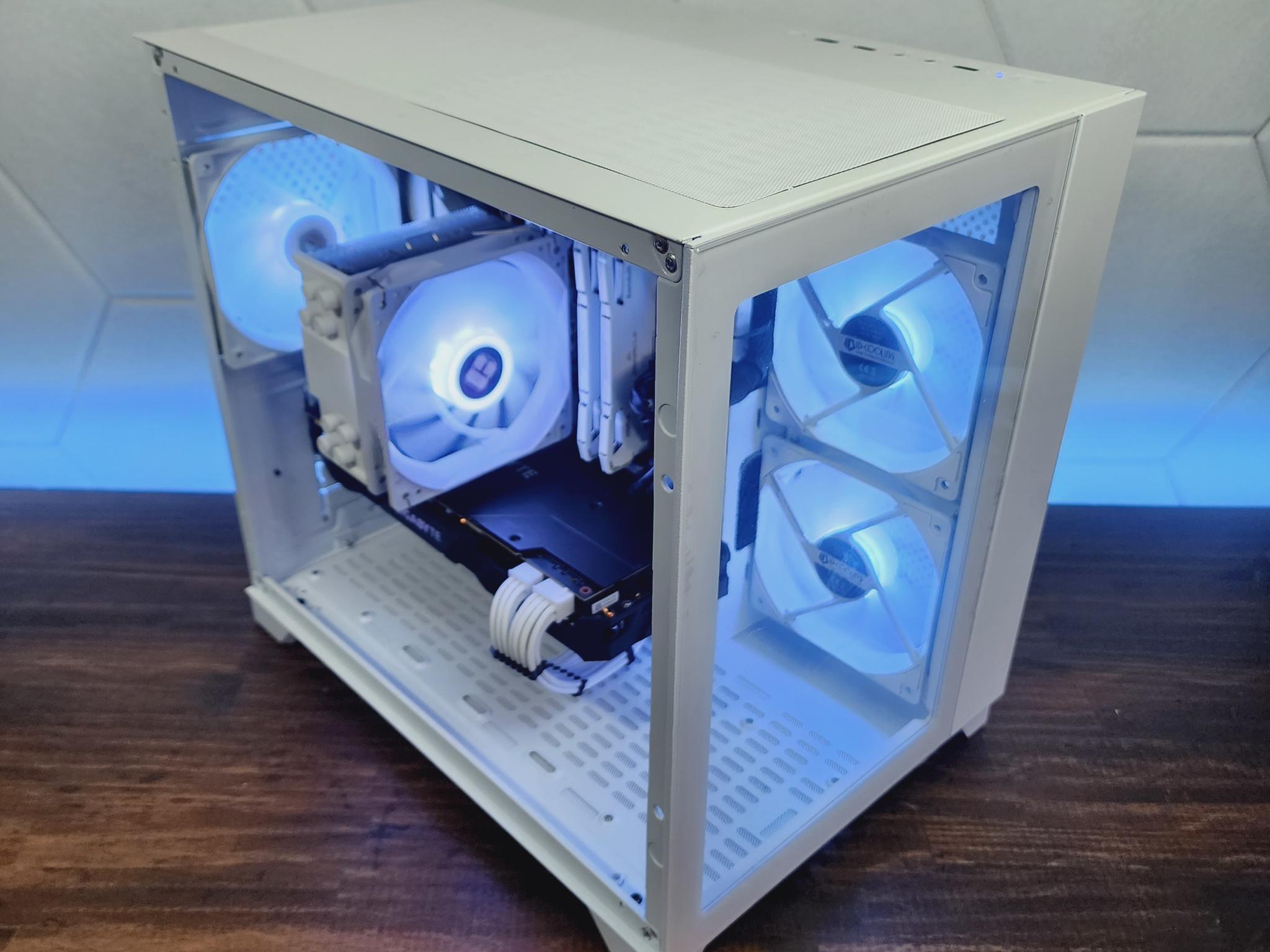 💙🤍💙 Gigabyte RTX 2080 // Intel Core i5 9600K // Timetec 16GB 3600MHz*