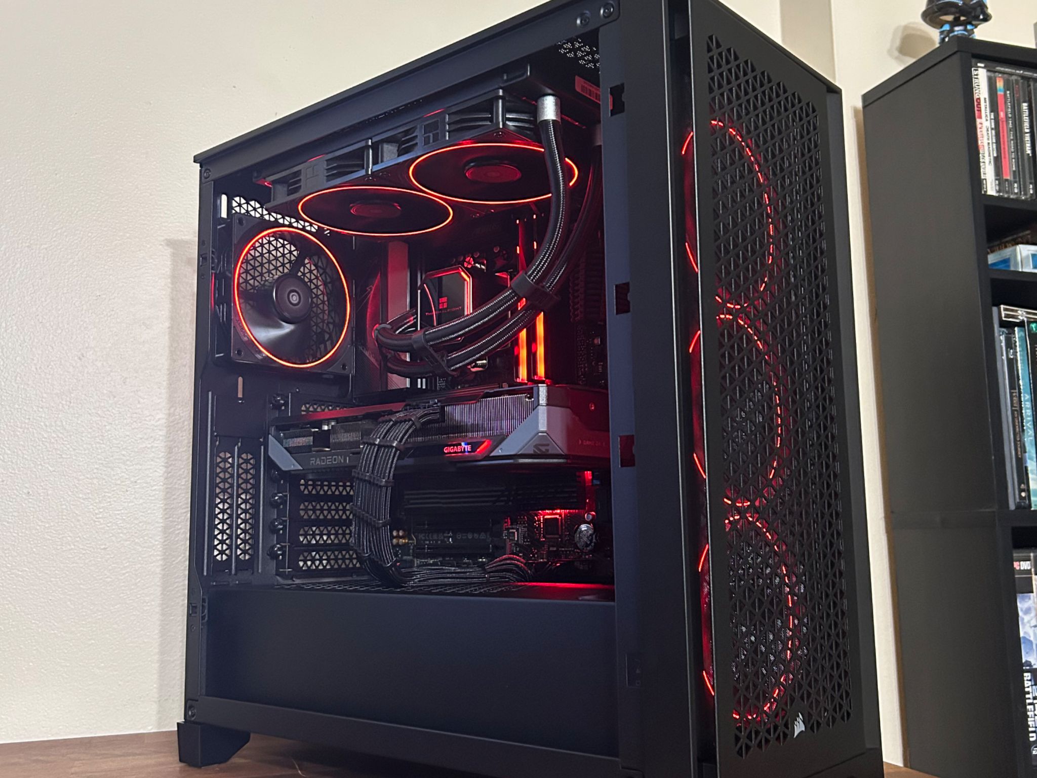 RX 9070 16GB | Ryzen 7 7700X | 32GB DDR5 6000 MT/s | 1TB SSD | The Shadow Operator RX