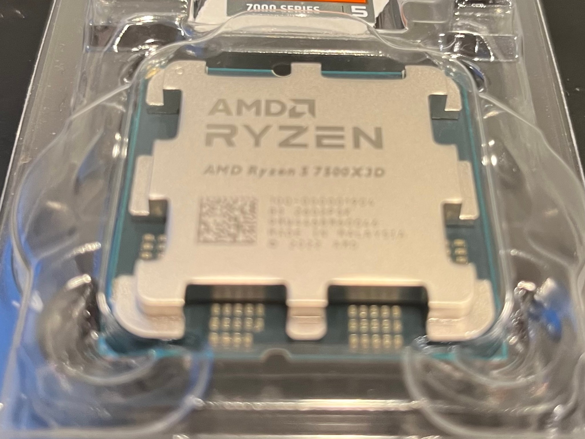 AMD Ryzen 5 7500X3D
