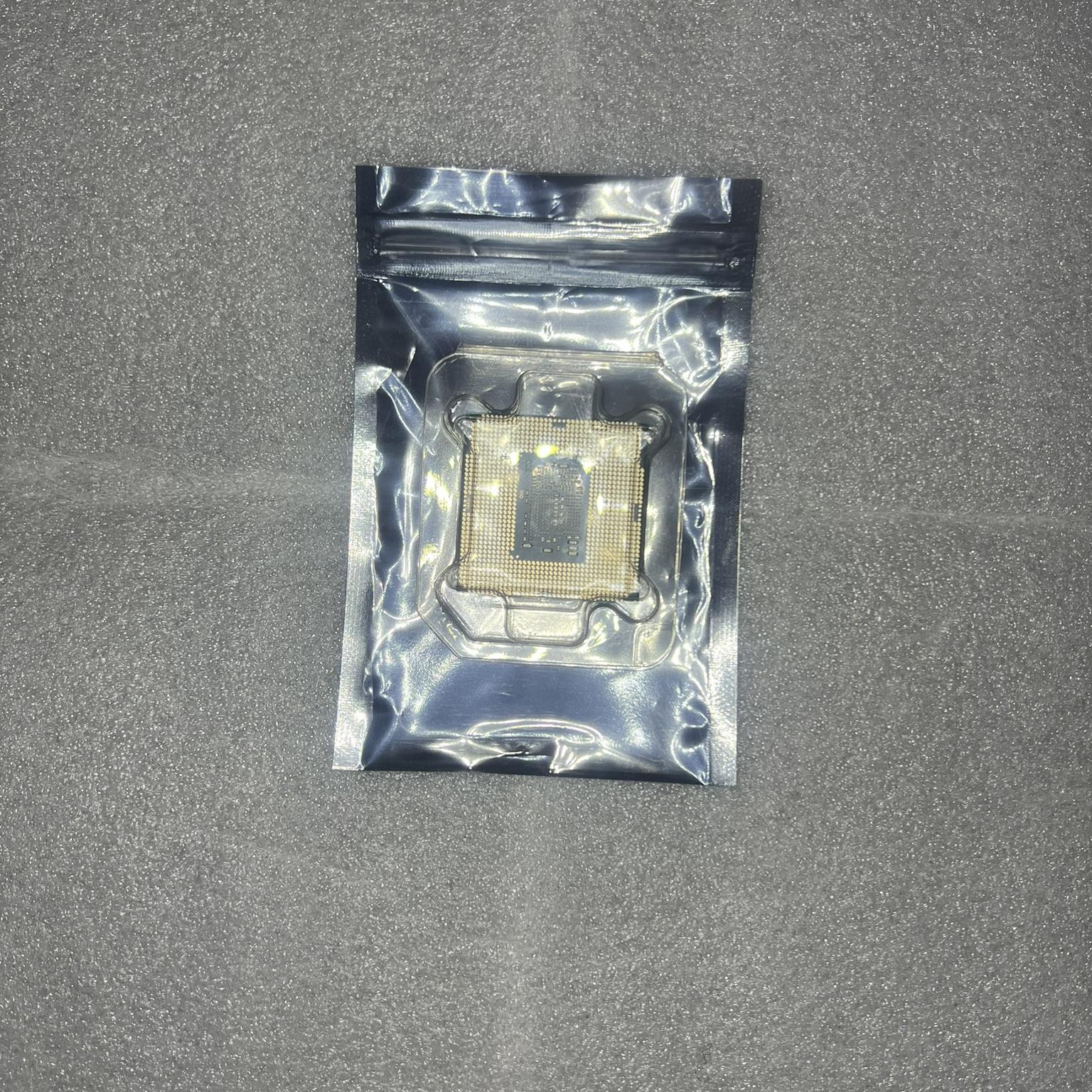 Intel i7 7700