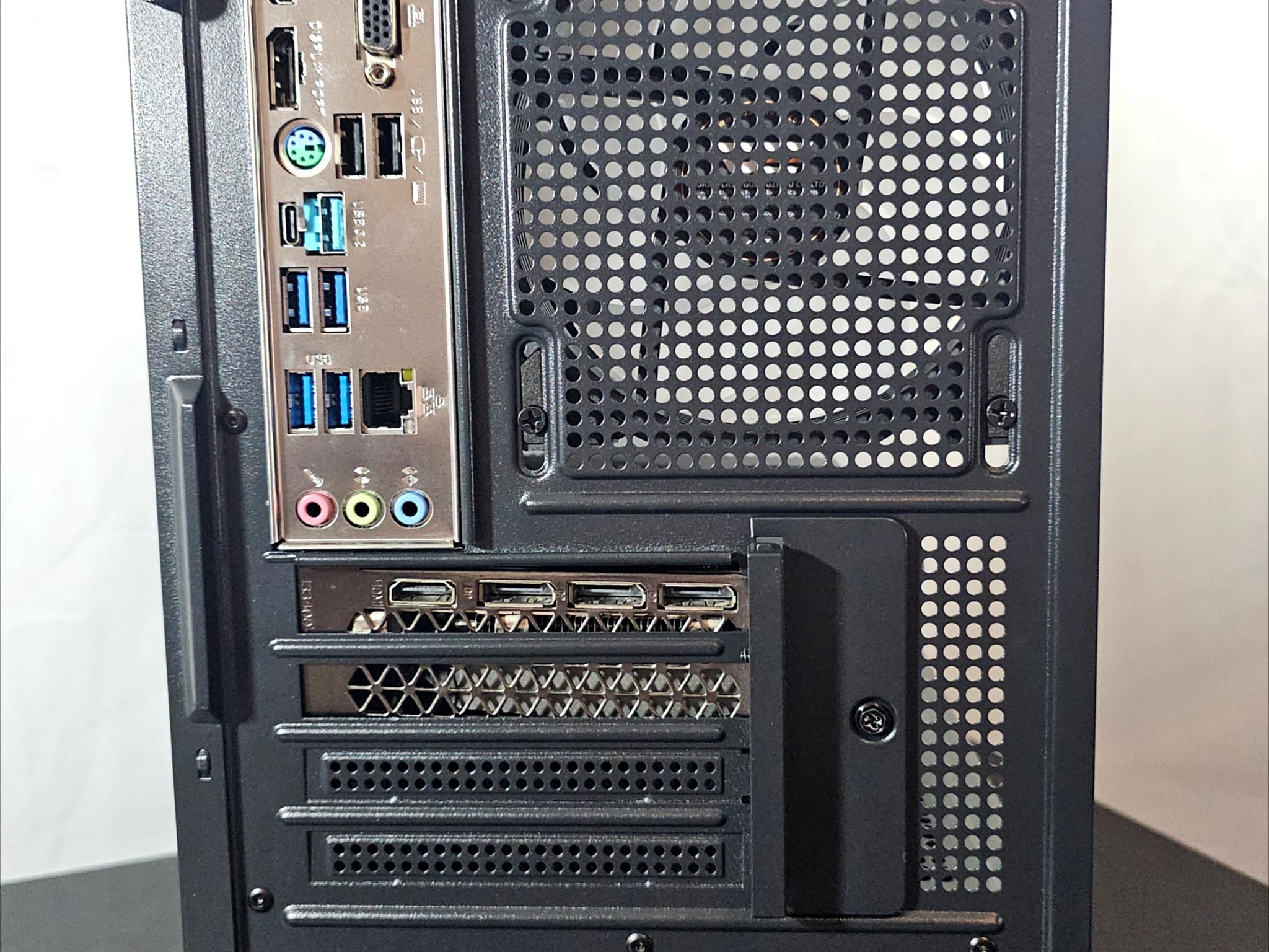 RTX 3070 / Ryzen 5 3600 / 16GB DDR4 / 1TB SSD / 1080p-1440p darkFlash