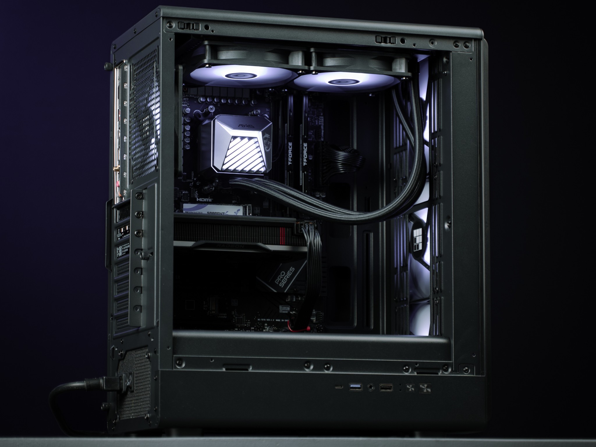 “ProKfoRm KR” RX 7600 Ryzen 5 8400F 1TB 32GB Windows 11 Liquid Cooled Gaming PC Powerhouse
