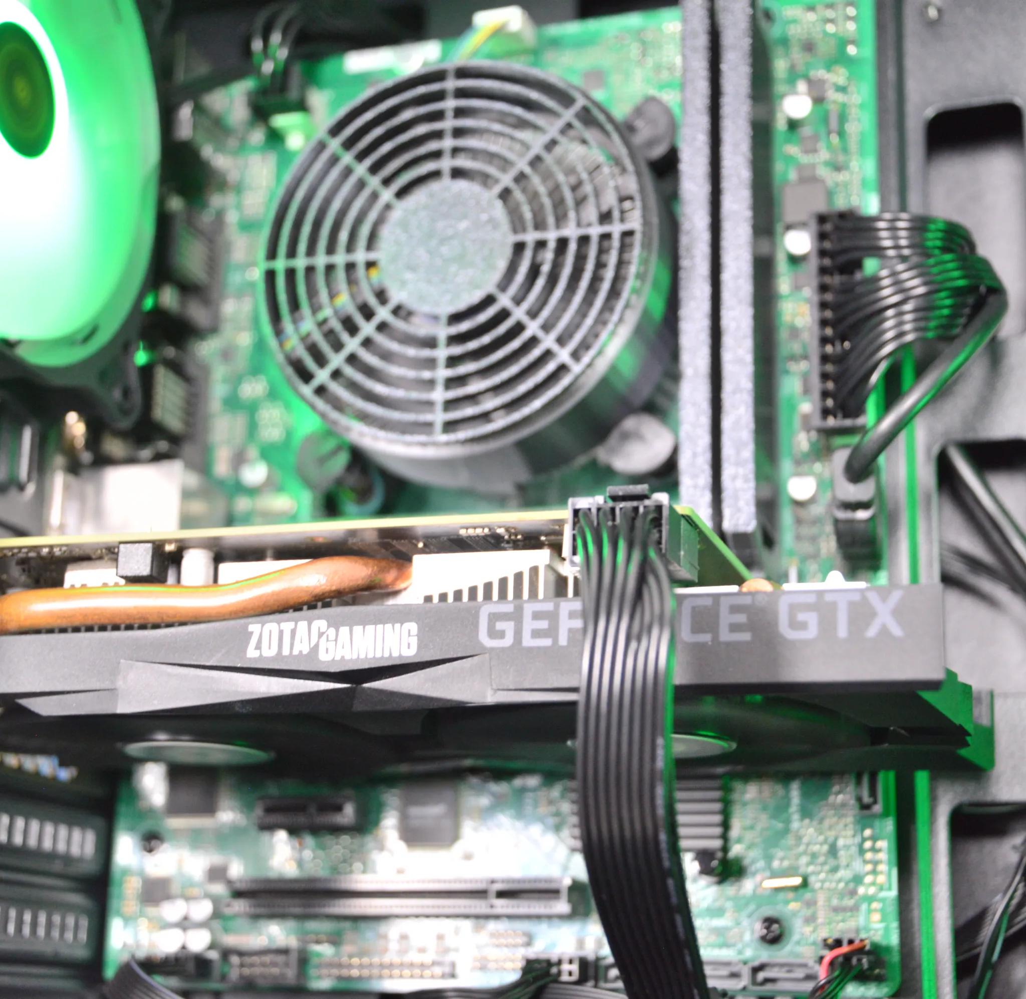 🟩⬛| GTX 1660 6GB | INTEL i5-8400 | 16GB DDR4 RAM | 512 GB NVME SSD | Emerald of Darkness |