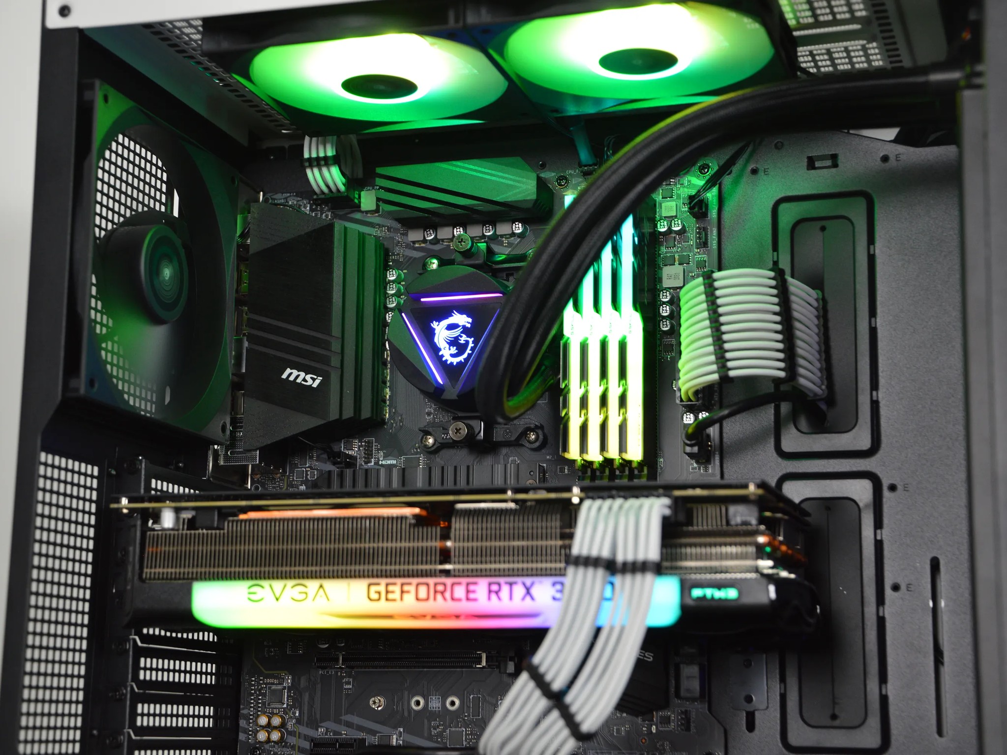 ⚪️⚫️ RTX 3070 | RYZEN 7 5800X | 32 GB RGB RAM | 1TB NVME GEN 4 SSD | "MIDNIGHT SNOW" |