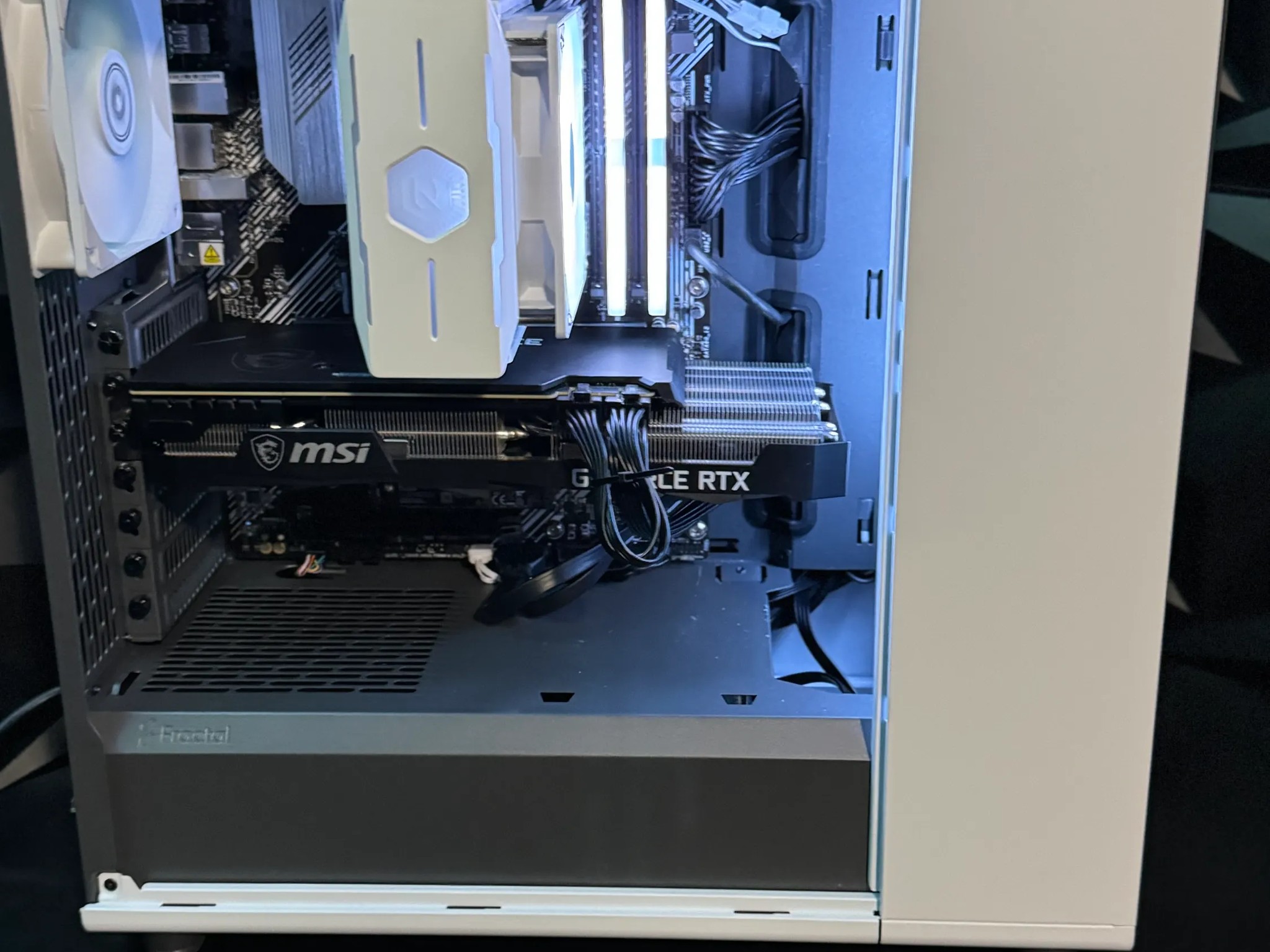 🌲🪵 Northern Oak 🌲🪵 Ryzen 7 5700X| RTX 3070 |32 GB DDR4 3200MHz| 1.25 TB NVMe