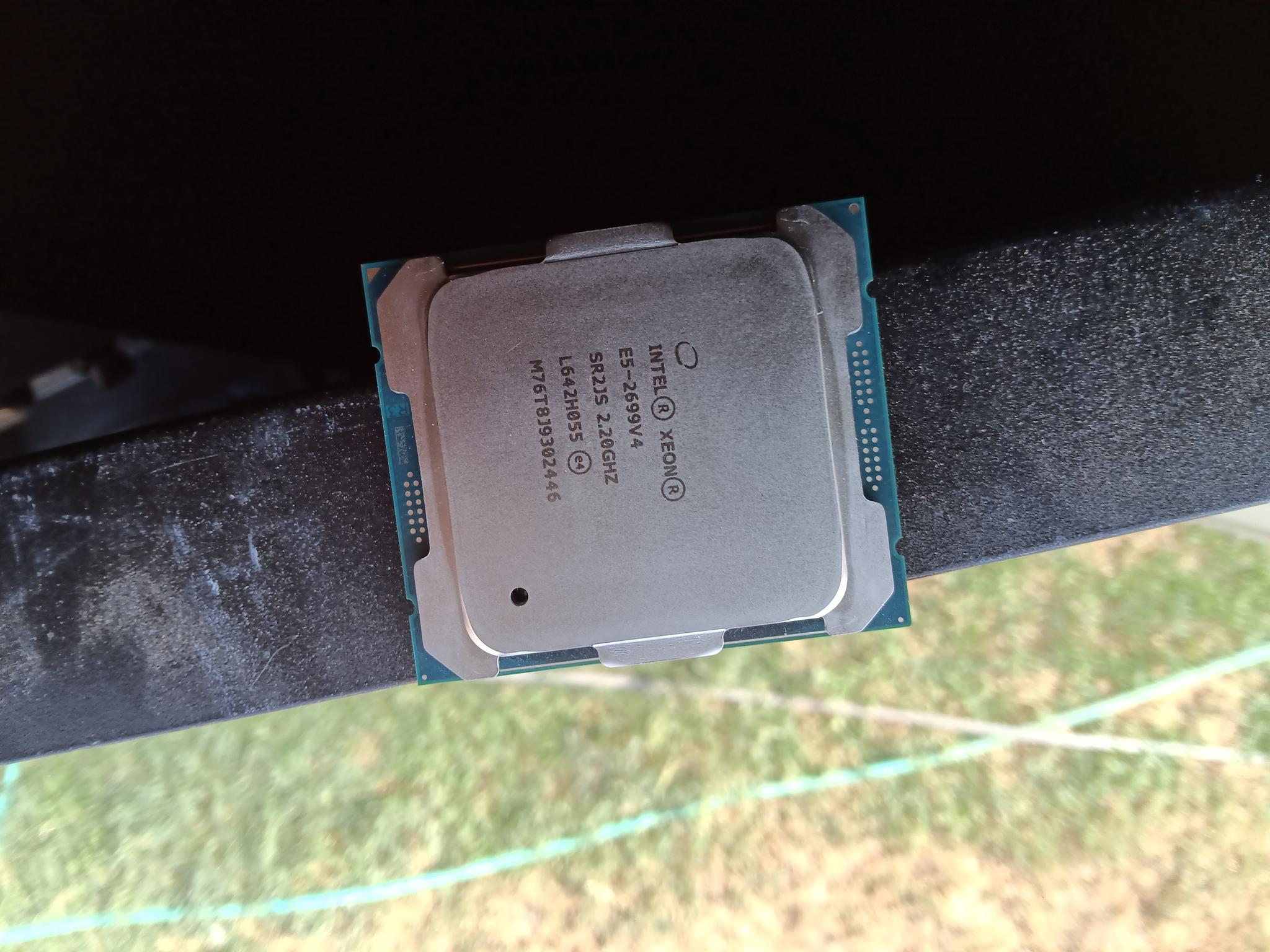 Intel Xeon E5-2699A v4