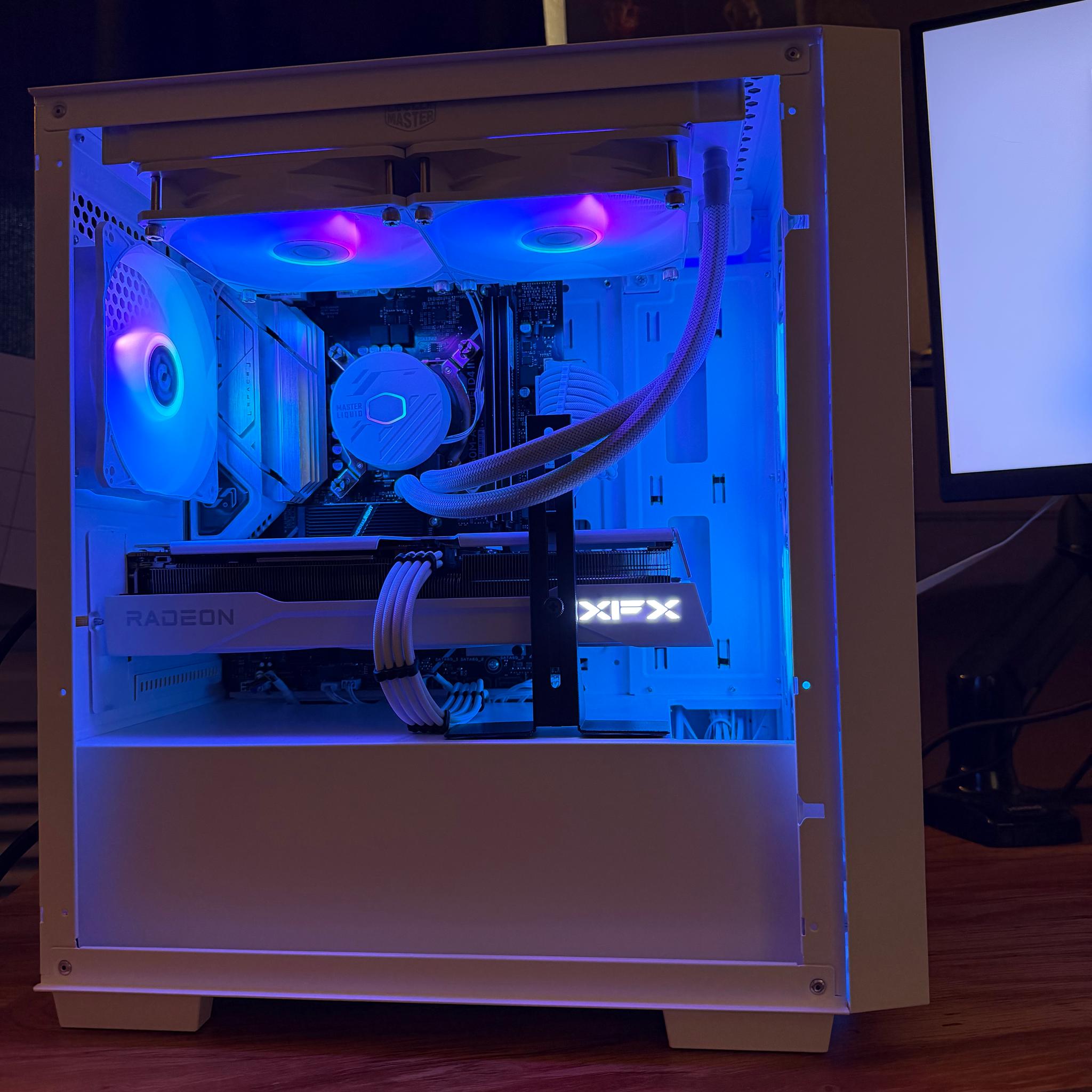 ❄️🧊 White Out 🧊❄️ Intel Gaming PC! i5-13600K | 9060XT 16GB | 1TB SSD | 32GB DDR4 | Free Shipping!