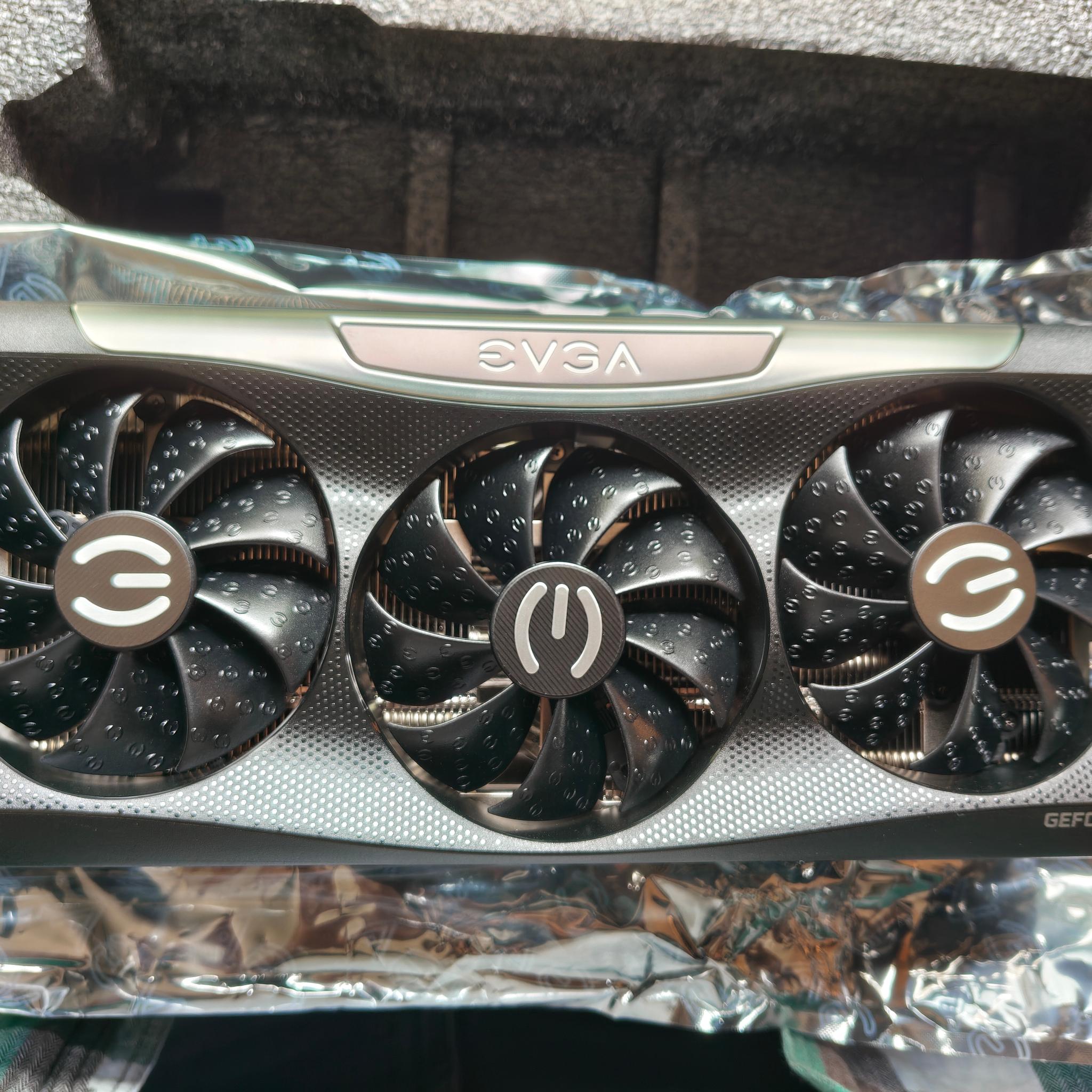 EVGA FTW3 ULTRA GAMING GeForce RTX 3090 Ti