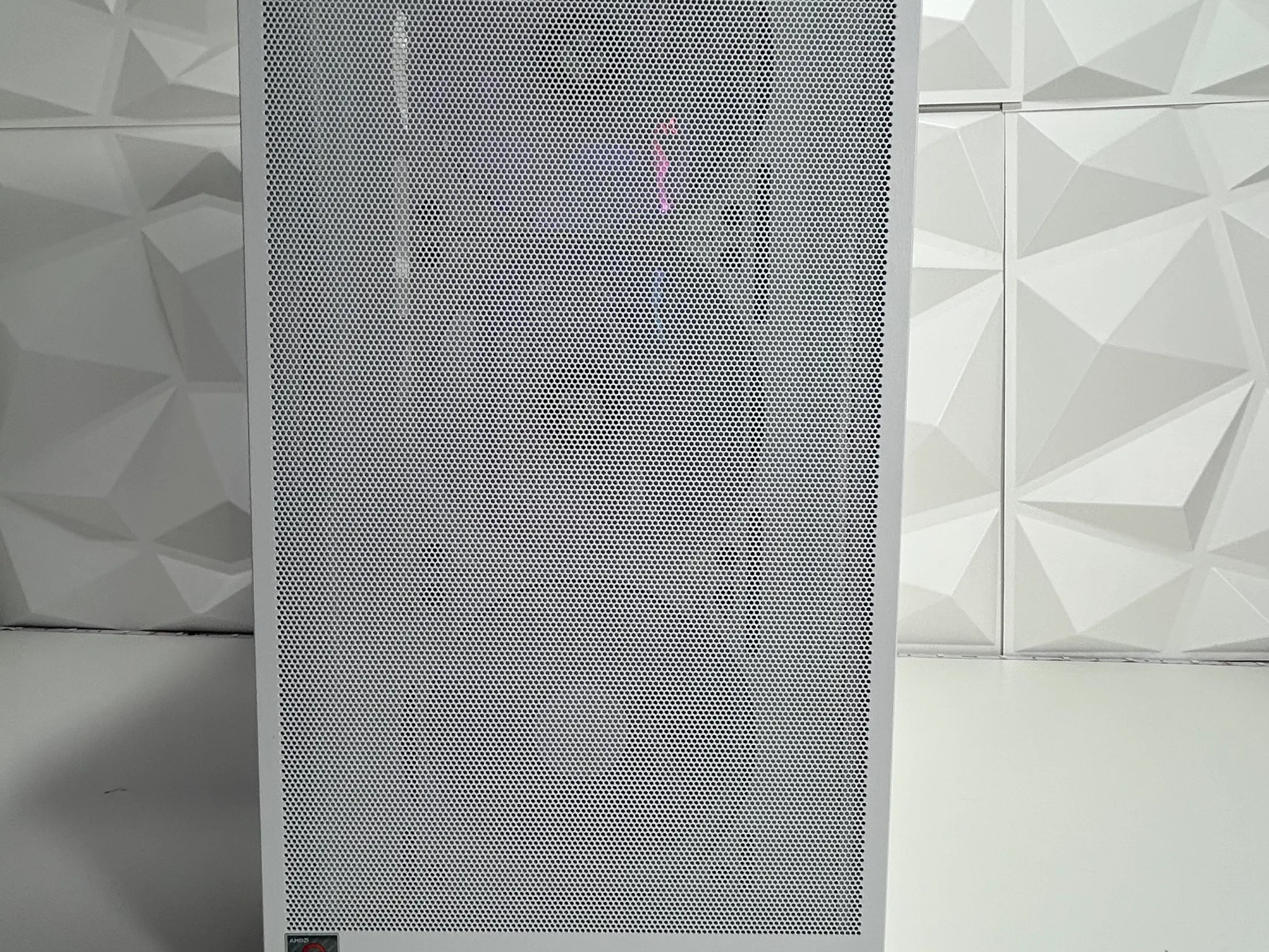 //COSMIC// All White Gaming PC - AMD Ryzen 7 7700 | RTX 5070 12GB | 32GB DDR5 | 2TB SSD