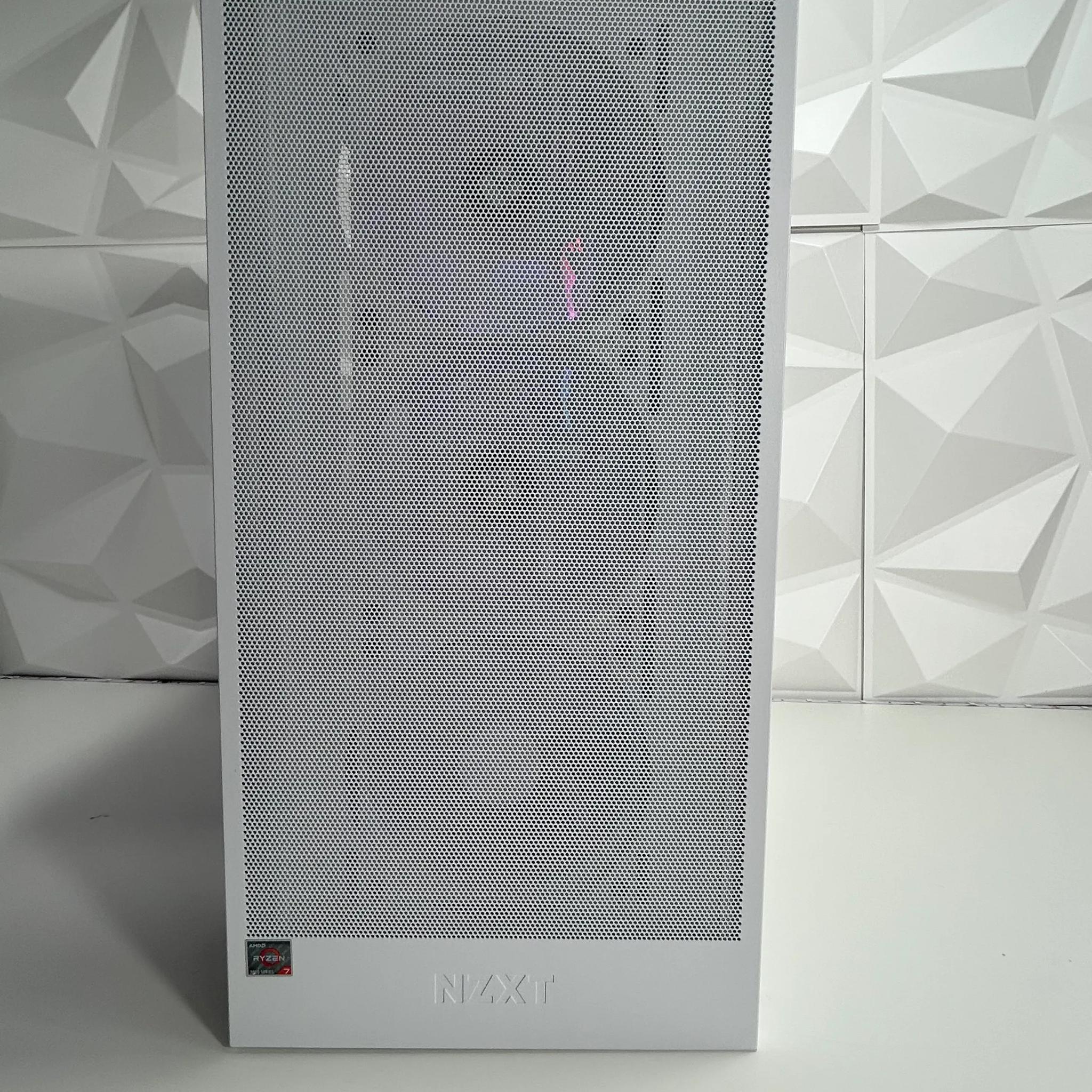 //COSMIC// All White Gaming PC - AMD Ryzen 7 7700 | RTX 5070 12GB | 32GB DDR5 | 2TB SSD