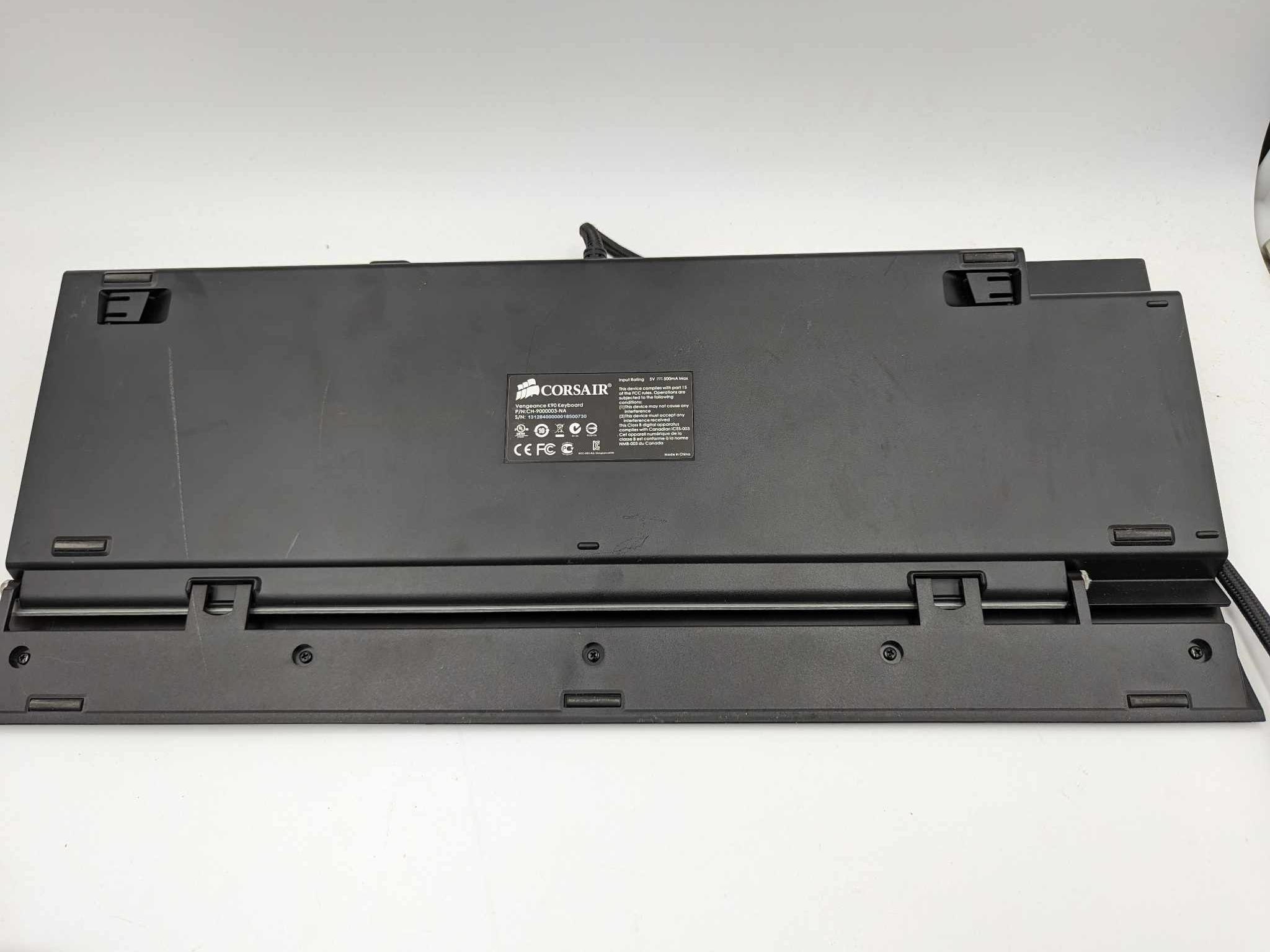 Corsair Vengance K90 Mechanical Keyboard