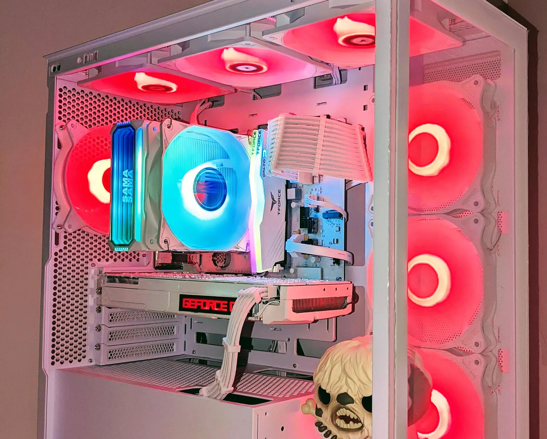 Blizzard King🧊👑| I7-7700| GTX 1080 8GB| 16GB Gloway RGB DDR4| 1TB NVMe SSD| Windows 11 Pro