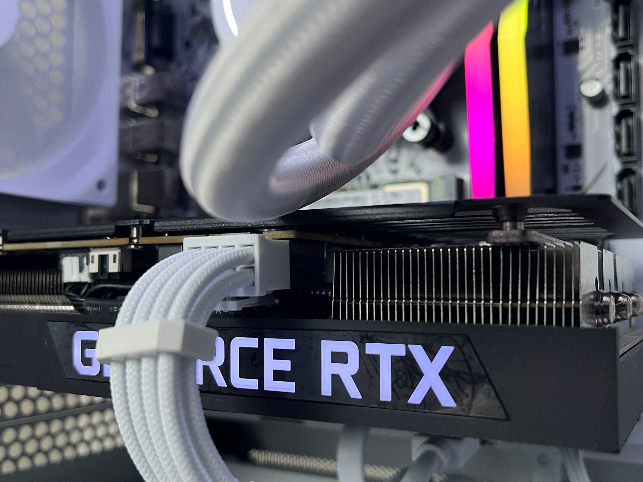 White Gaming Pc | Ryzen 5 5500 | RTX 3060 Ti | DDR4 16GB | 1TB NVMe | Win 11 Pro