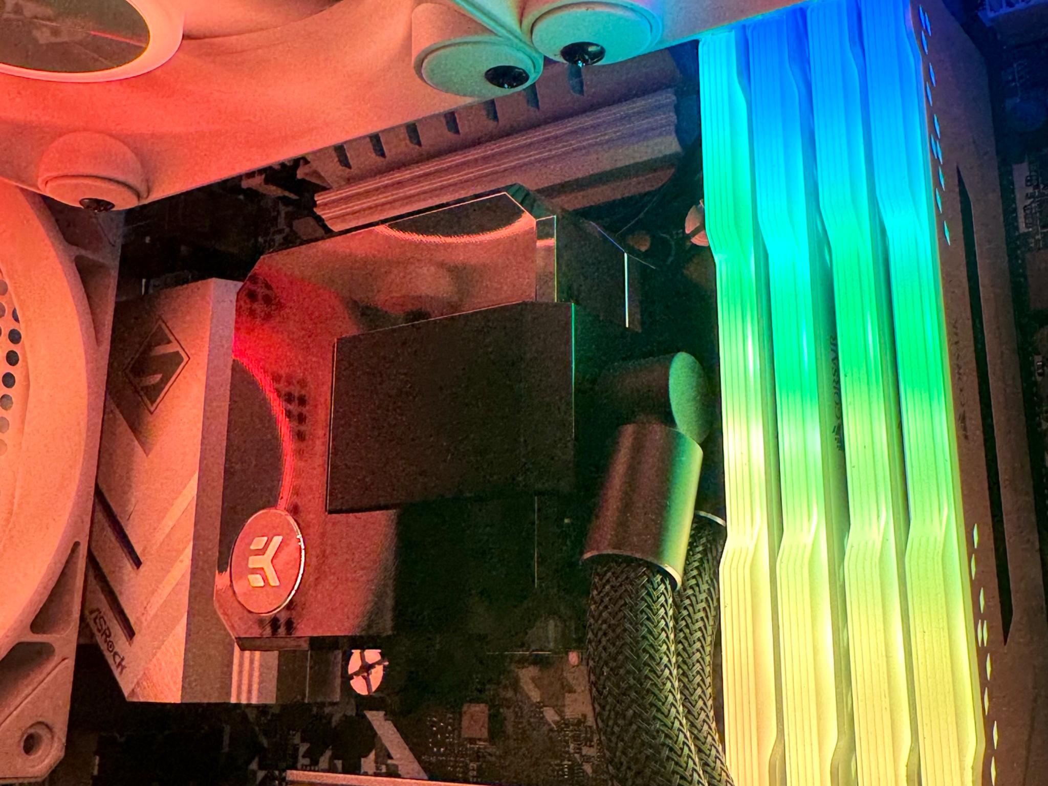 🌌🐰|High-end Gaming Pc| 12600kf, 4070, 32gb, 1tb, Wifi