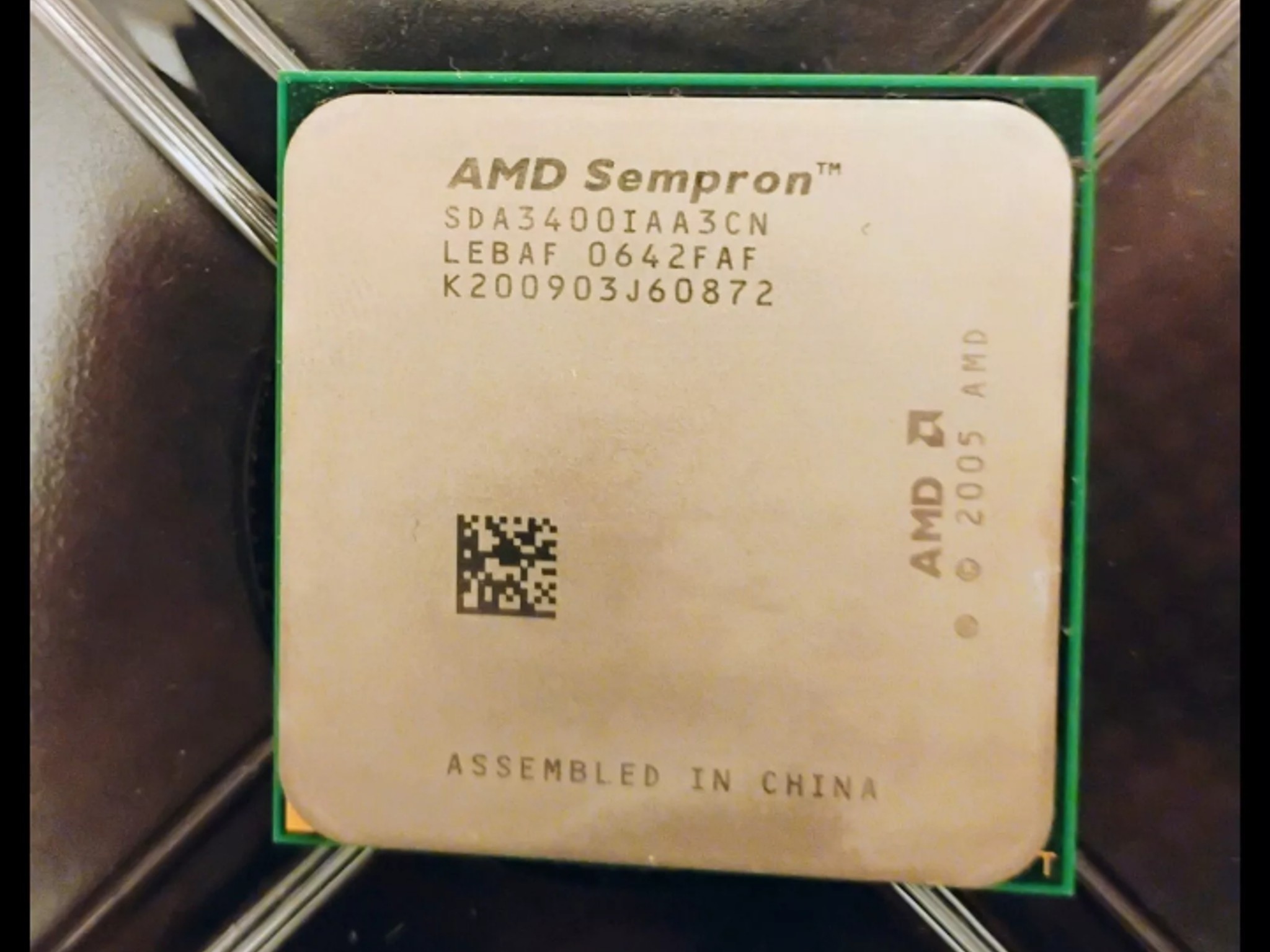 AMD Sempron 3400+ 1.8GHz (SDA3400IAA3CN) Processor