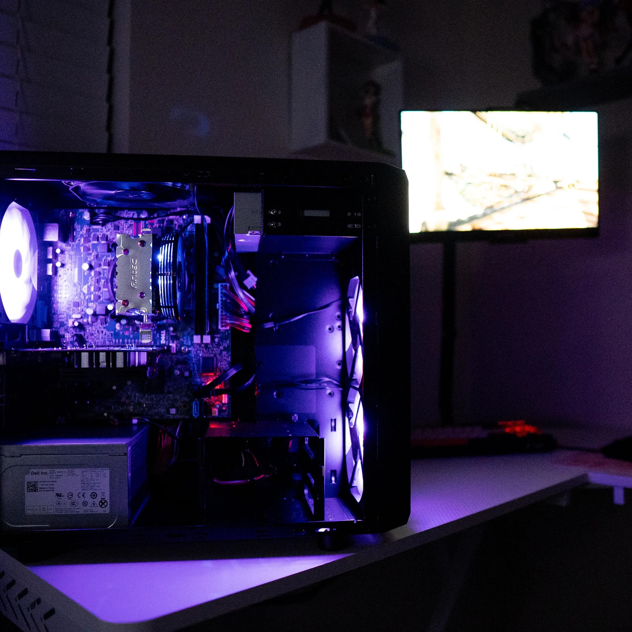 🎮👾 | GTX 750 | INTEL i3 2100 | 8GB DDR3 RAM | 512GB SAMSUNG 850 EVO SSD | Candy Limit |