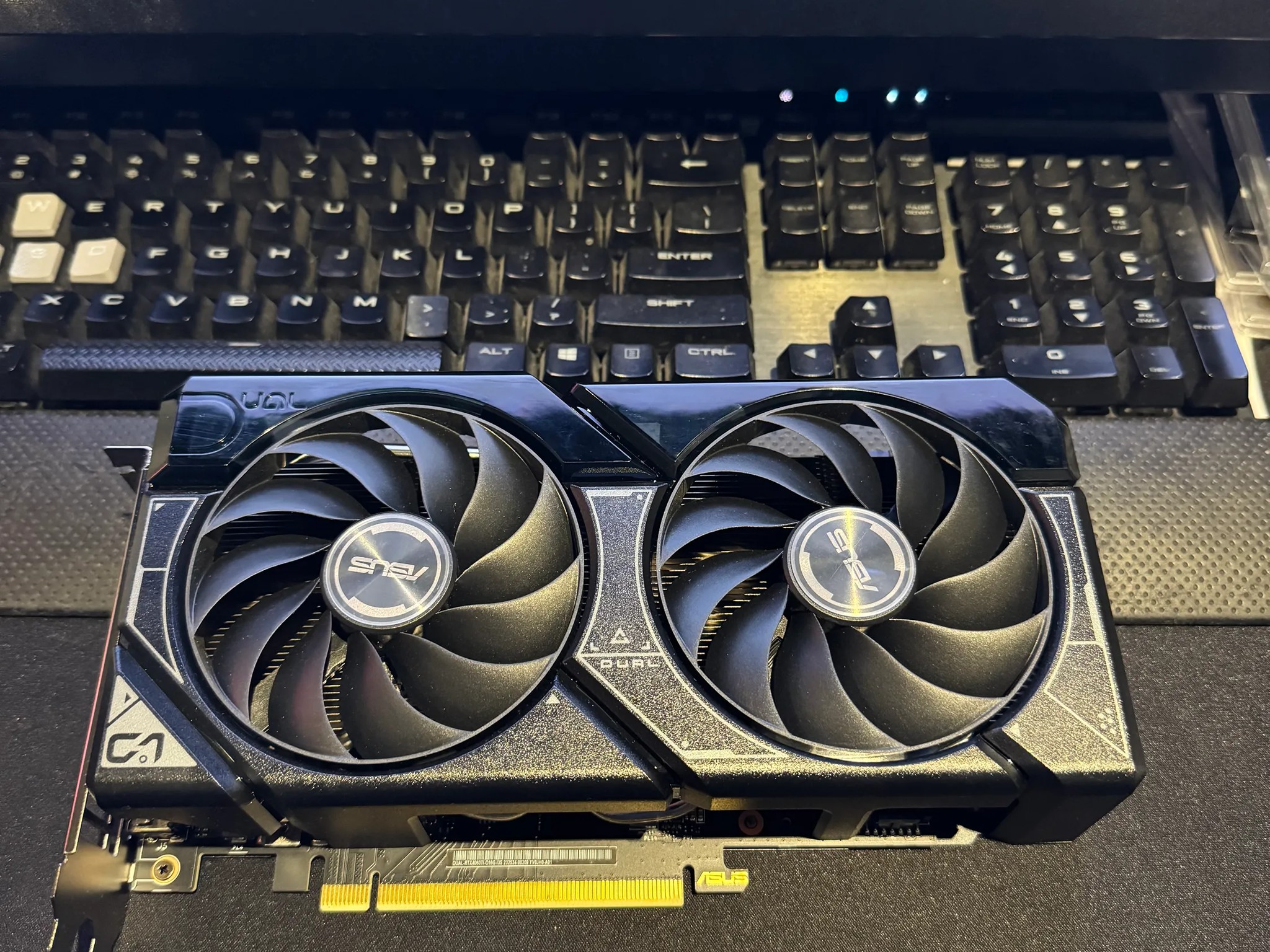 ASUS Dual GeForce RTX™ 4060 Ti EVO OC Edition 16GB GDDR6