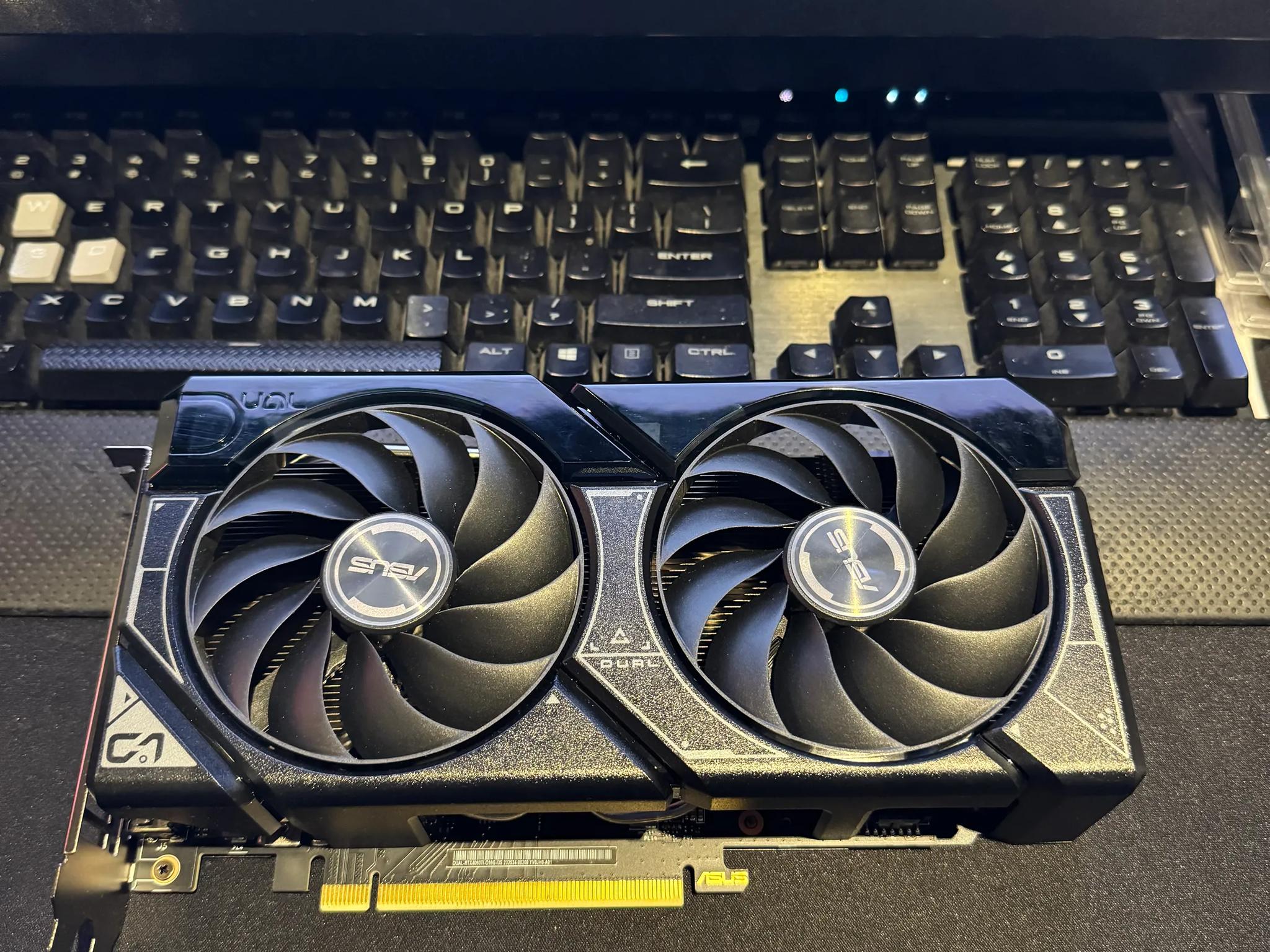 ASUS Dual GeForce RTX™ 4060 Ti EVO OC Edition 16GB GDDR6
