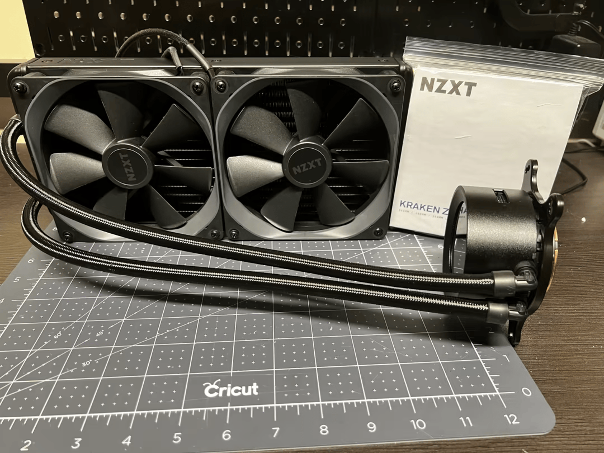 NZXT Kraken Z63 AIO CPU Cooler