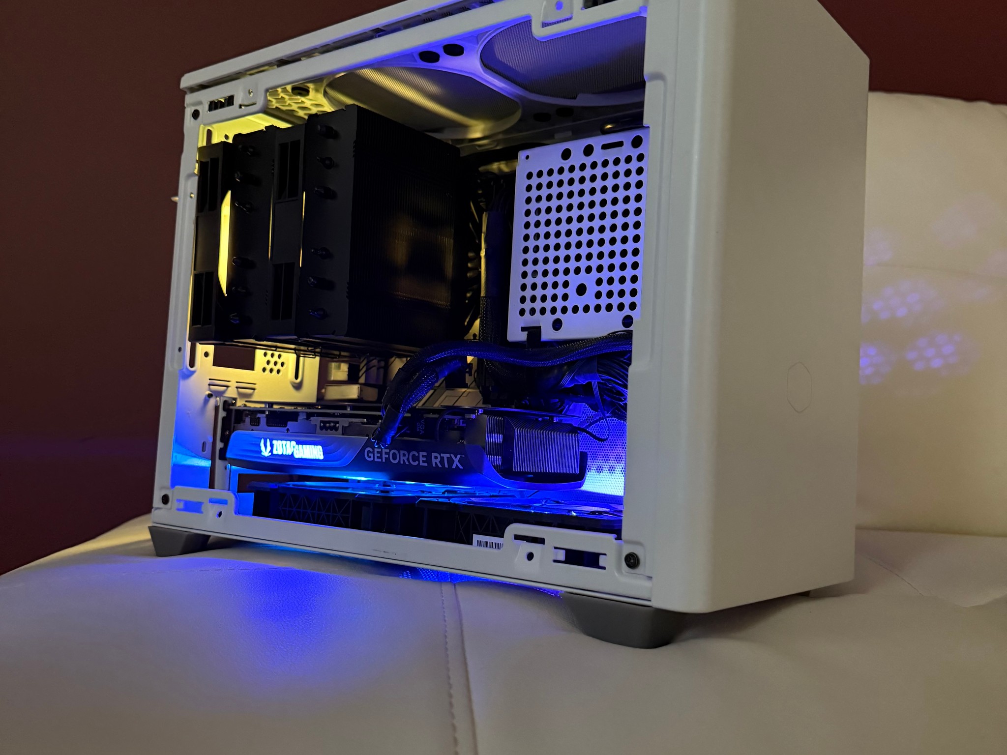 Custom itx Gaming PC (i7-12700kf, Rtx 4070 12gb)
