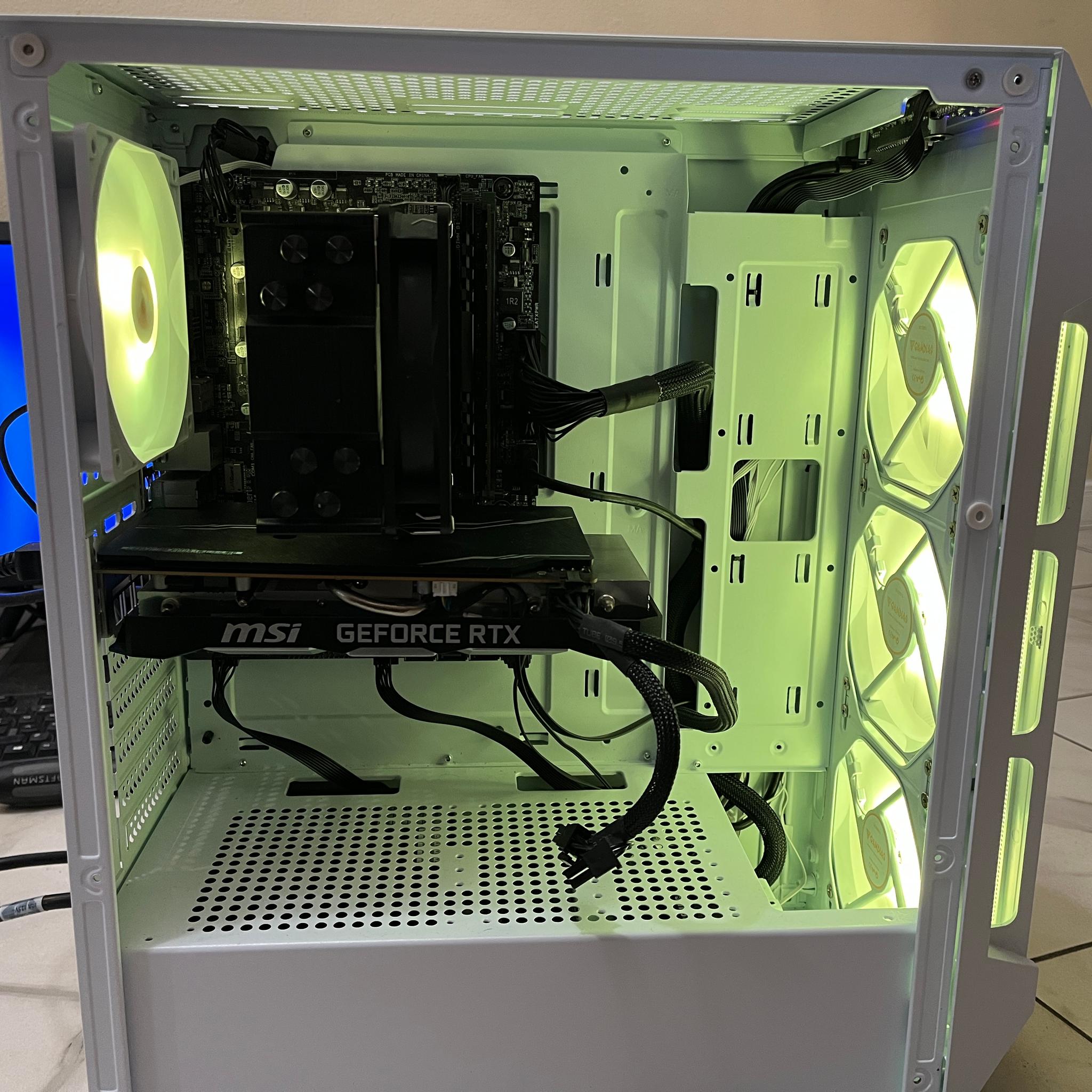 🟠🔥NVIDIA RTX 2070, Intel i7-7700k, 12GB RAM, 500 GB SSD, High Performance RGB Gaming PC 🖥️🟢