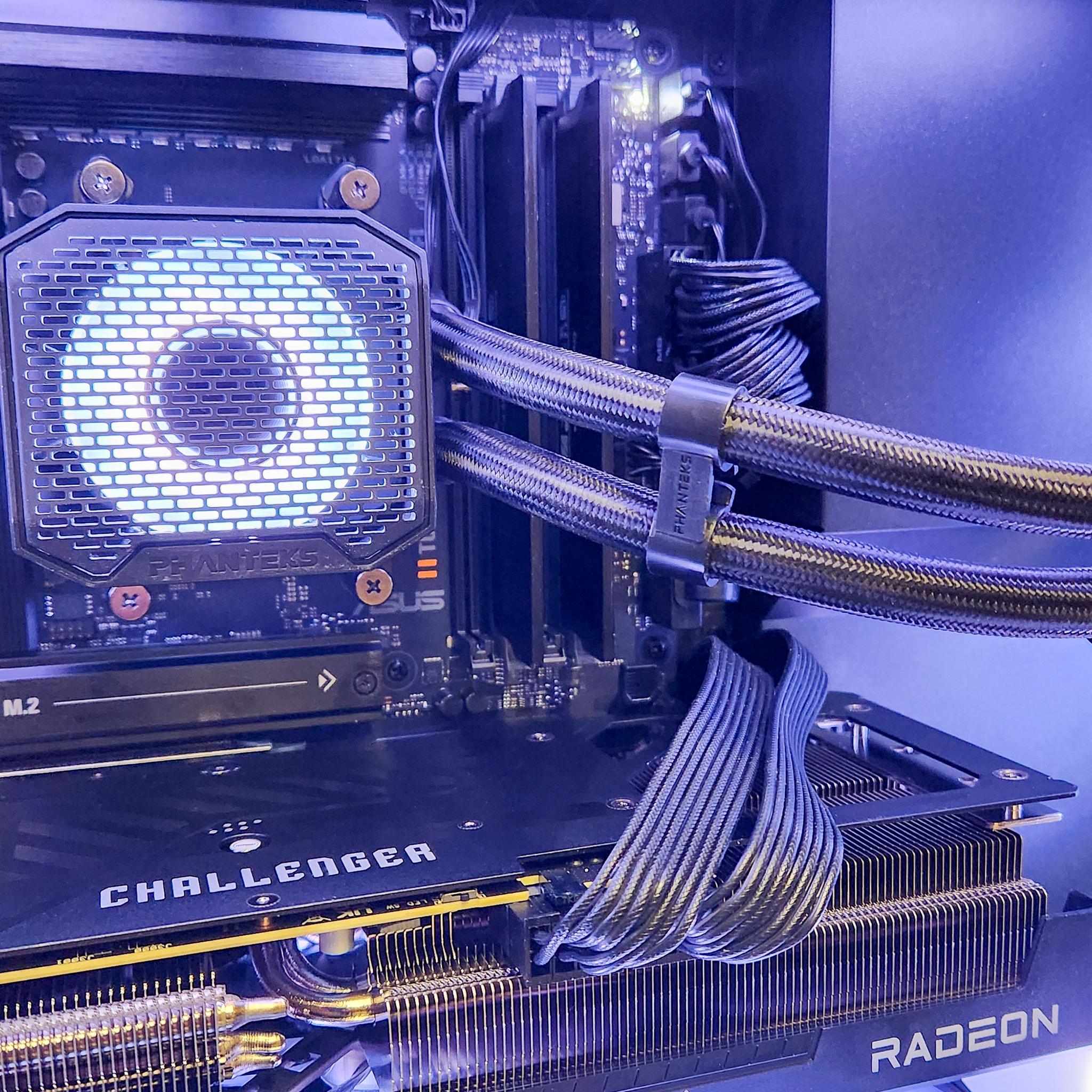 RX 9070 XT | Custom Gaming / Streaming Liquid Cooled PC | Ryzen 7 7800X3D | 2TB SSD | 32GB DDR5