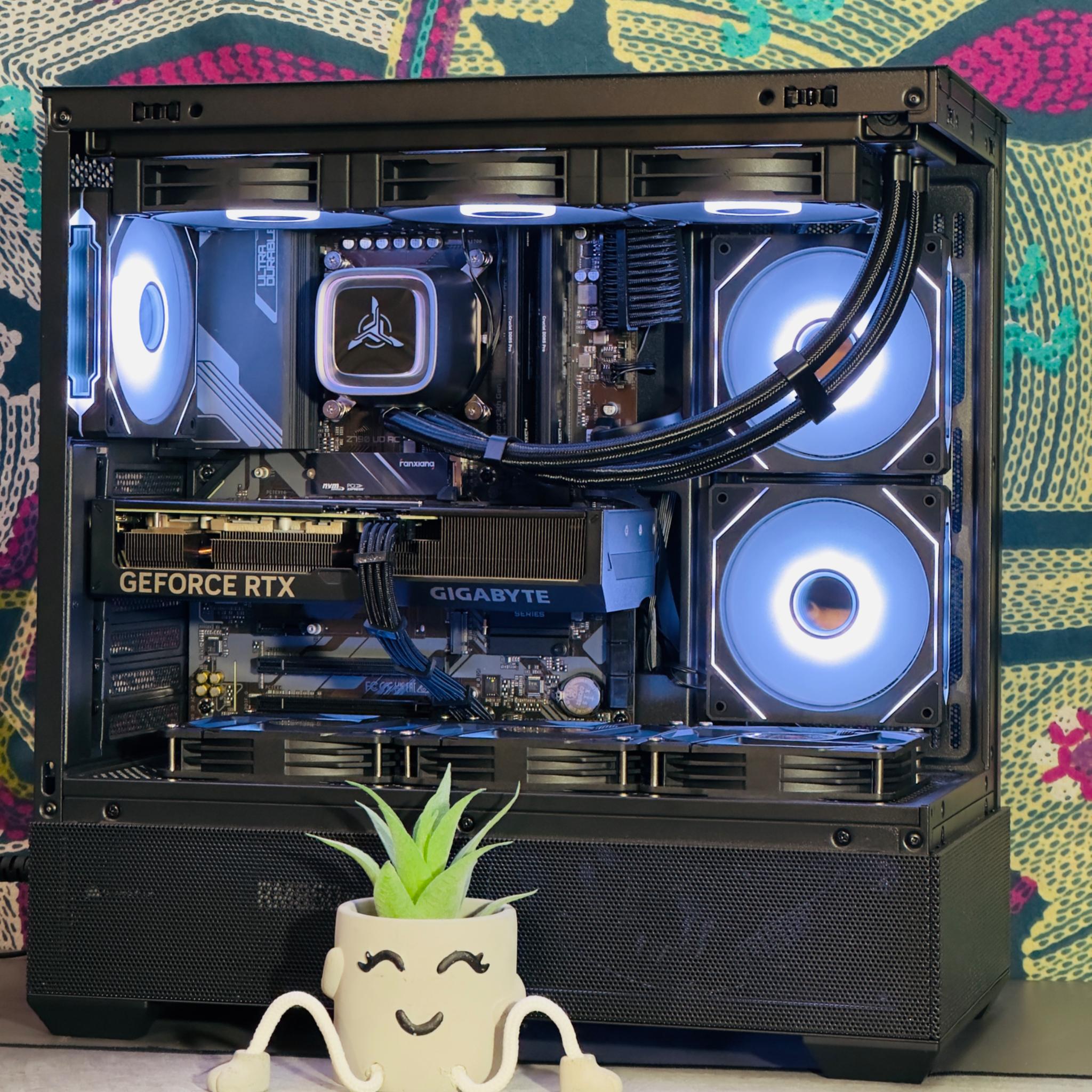 Gaming PC: 4070 + 13700k + 32gb DDR5 + 1TB nVME SSD