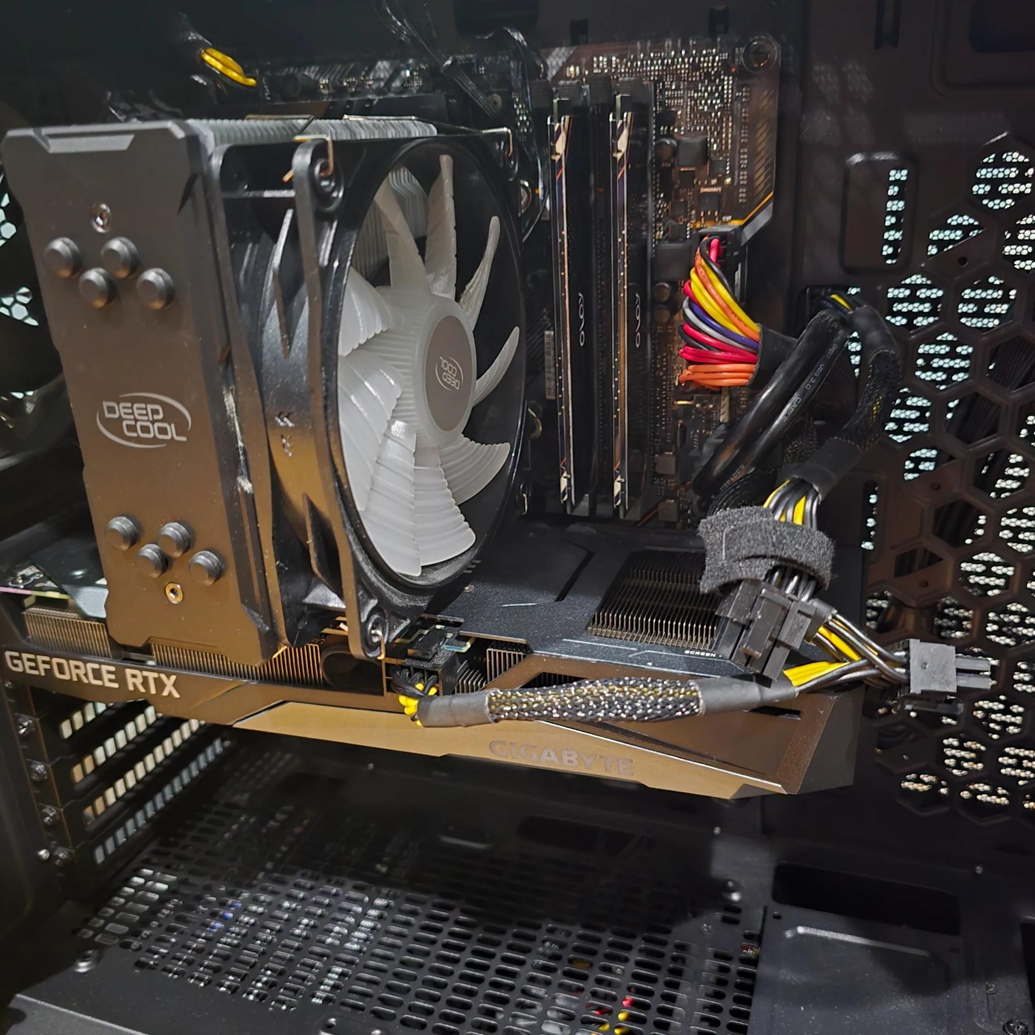 USED Gaming PC Gigabyte 3060 12GB Intel I7-10700f 8 Cores 16Gb RAM