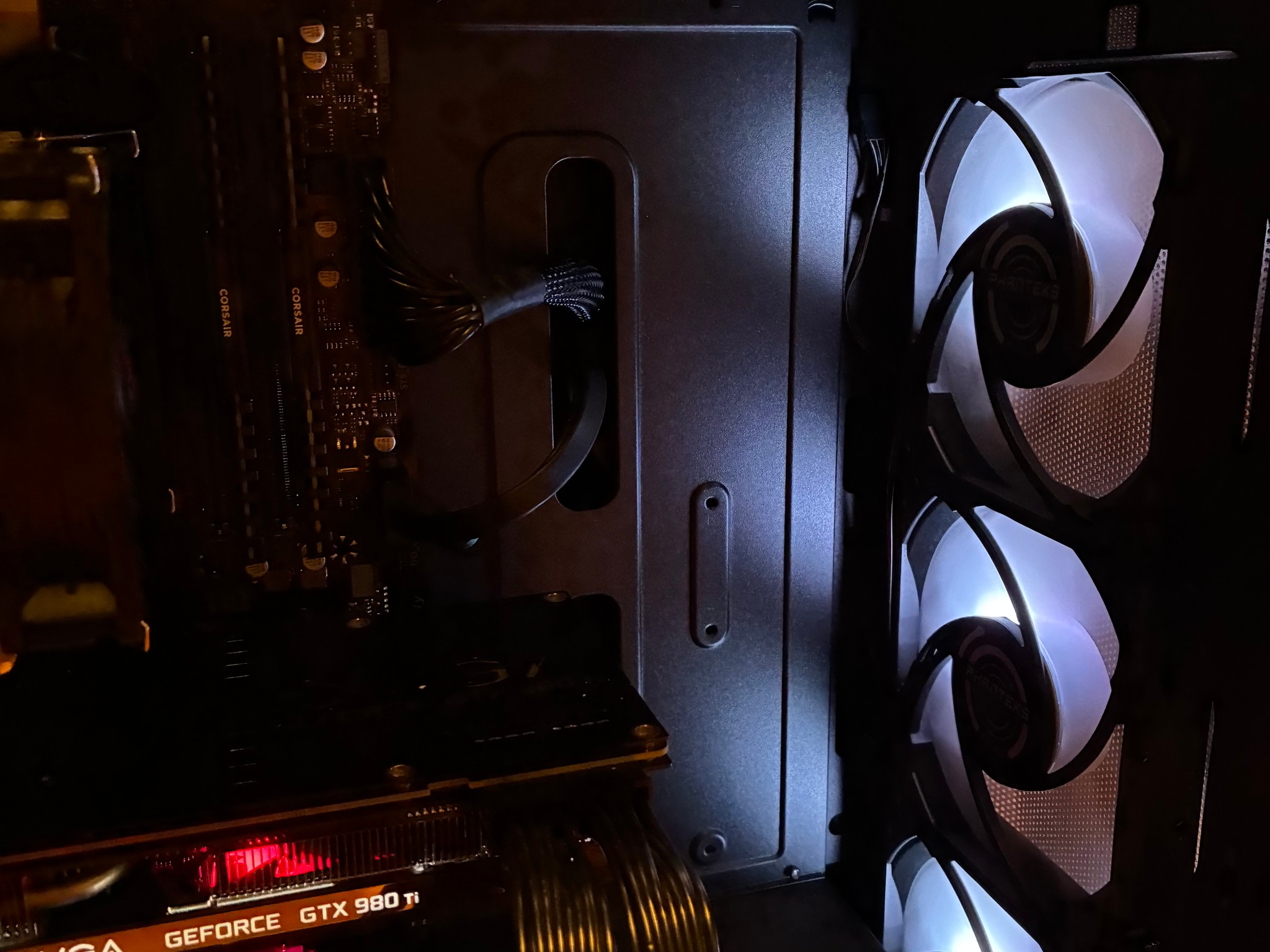 GTX 980 Ti 6GB i5 8600k CUSTOM GAMING PC 16GB DDR4 512GB NVME SSD WiFi Bluetooth ARGB WINDOWS 10/11