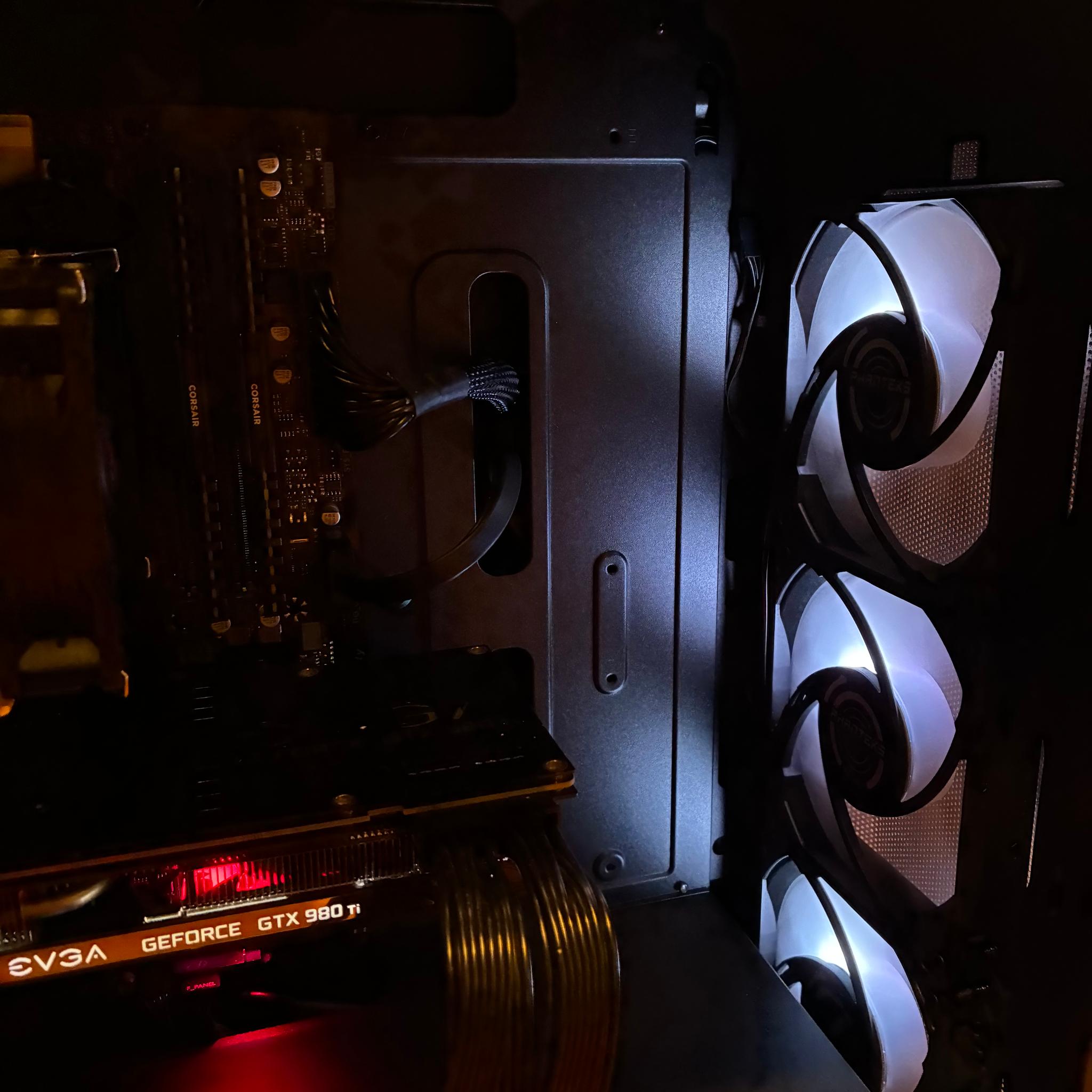 GTX 980 Ti 6GB i5 8600k CUSTOM GAMING PC 16GB DDR4 512GB NVME SSD WiFi Bluetooth ARGB WINDOWS 10/11