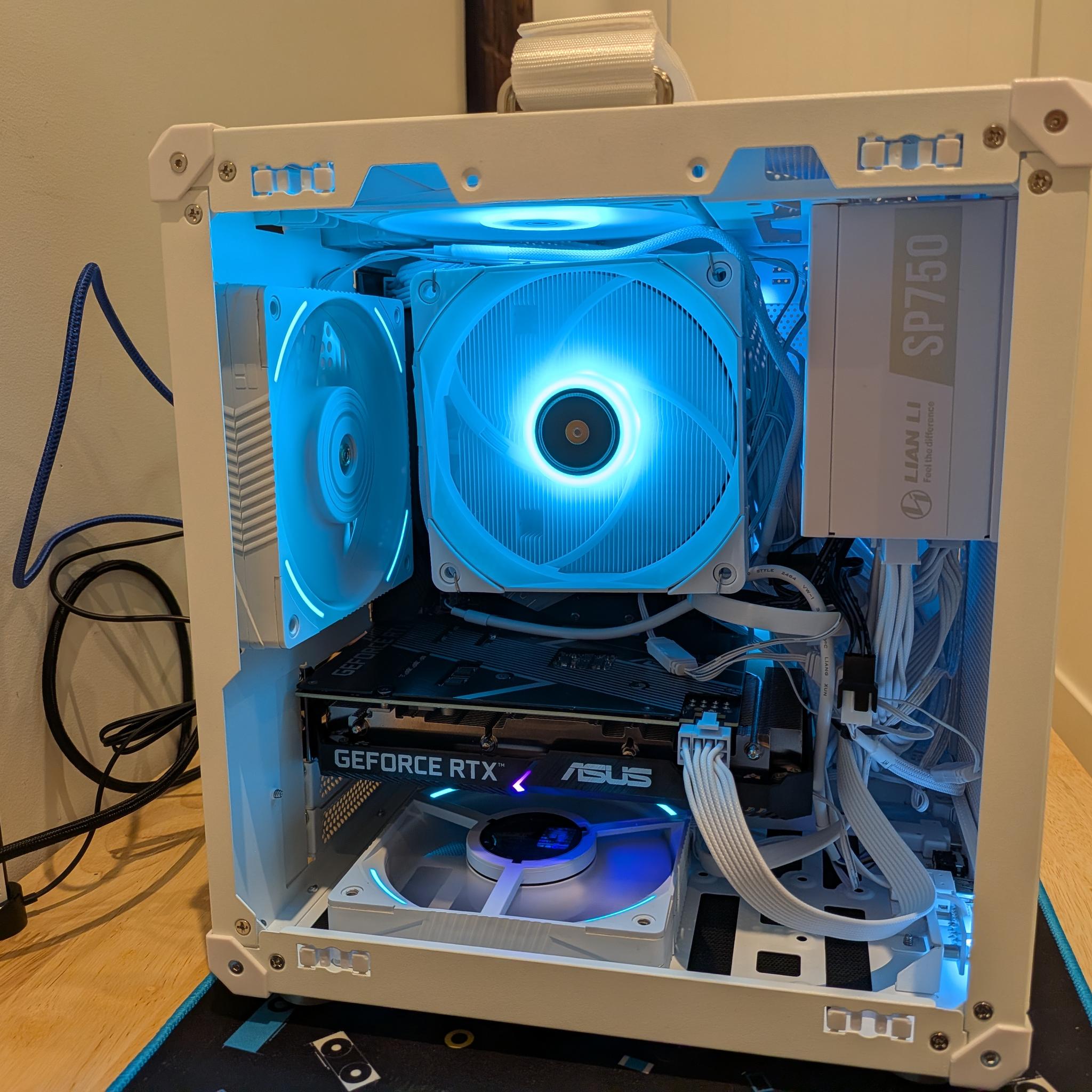 1080p Glacier - RTX 3060 12GB, Ryzen 5 5600X, 32 GB DDR4 RAM, 1 TB Gen 4 NVME, RGB