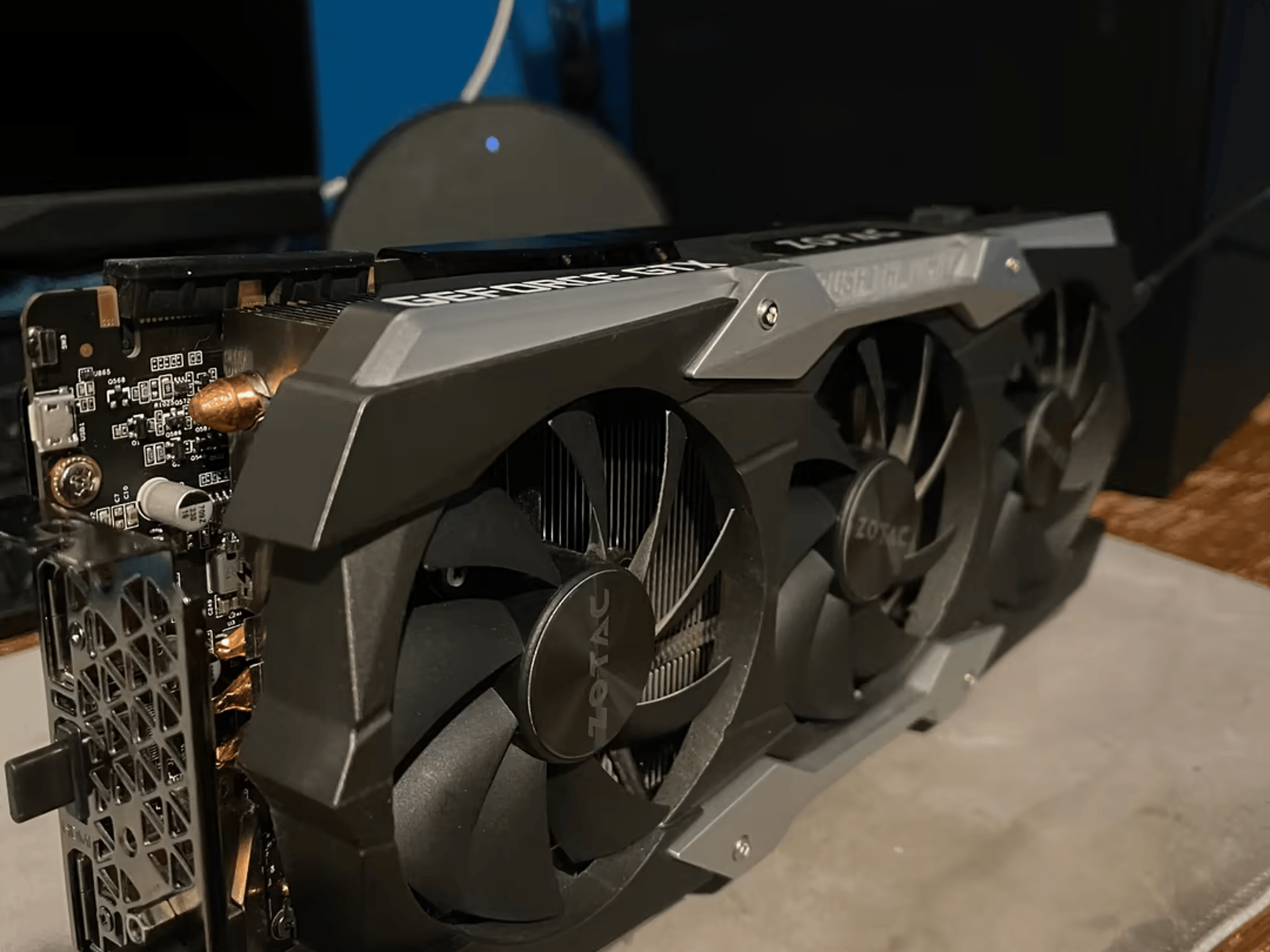 Gtx 1080ti amp extreme