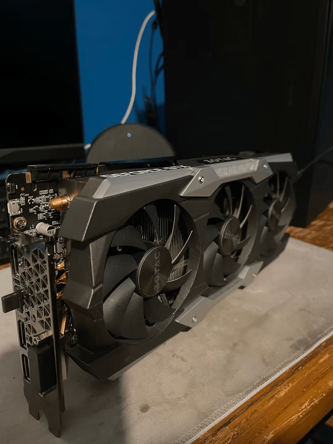 Gtx 1080ti amp extreme
