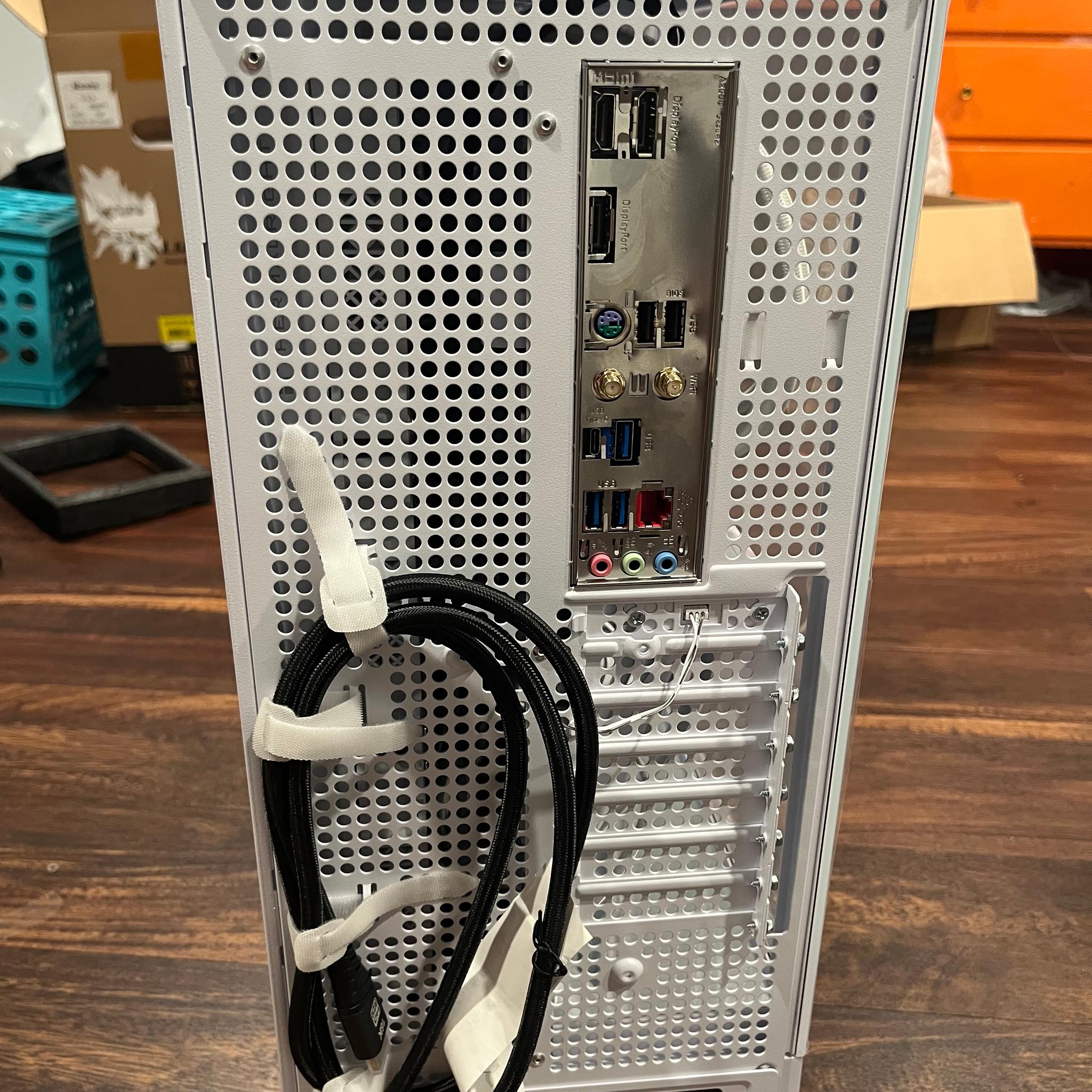 NO MORE TRIXX JUST BEEF - Zotac NVidia RTX 4080 - Lian Li SUP01 - Ryzen 7700X 32GB DDR5 - 360 AIO