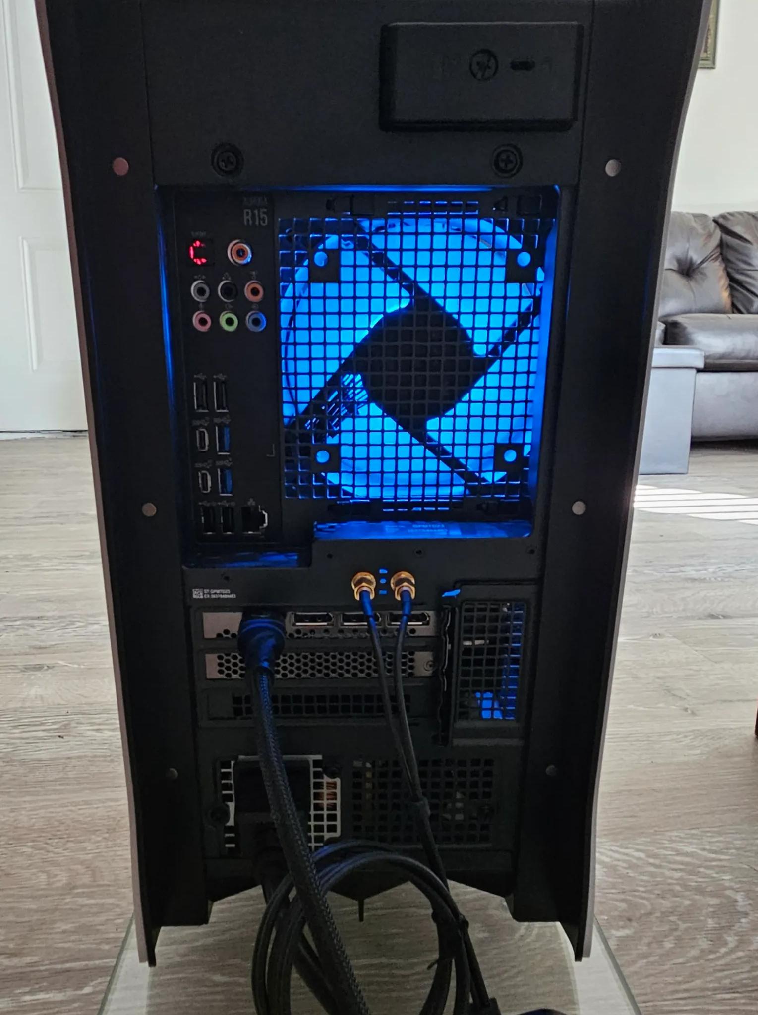 Alienware Aurora R15 | Nvidia Rtx 4090 | i9 13th Gen | 4TB NVMe + 2TB SATA | 1350W | liquid cooled