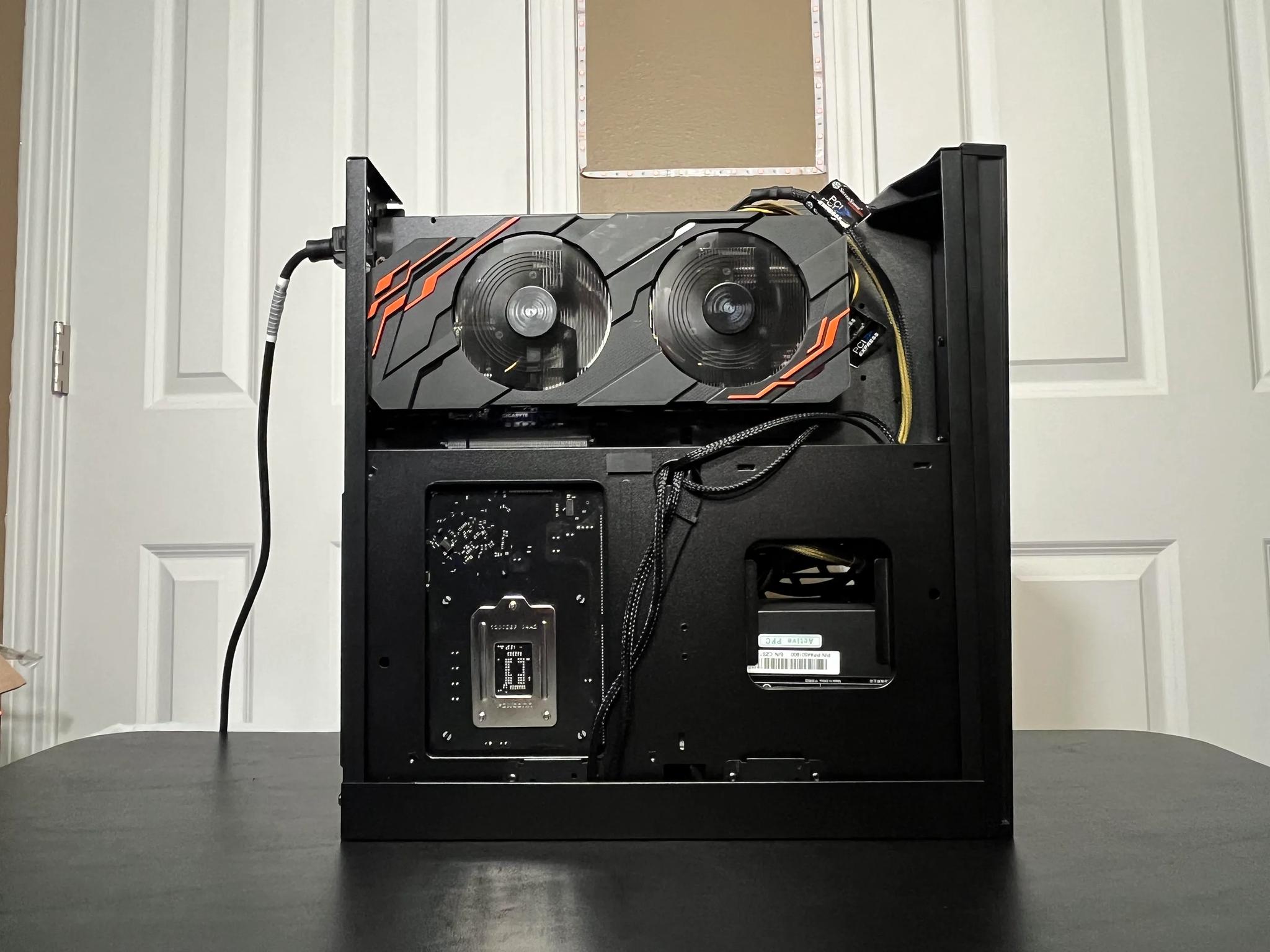 SFF PC | I3 10TH GEN | GTX 1070 8GB | 16GB RAM | 750GB
