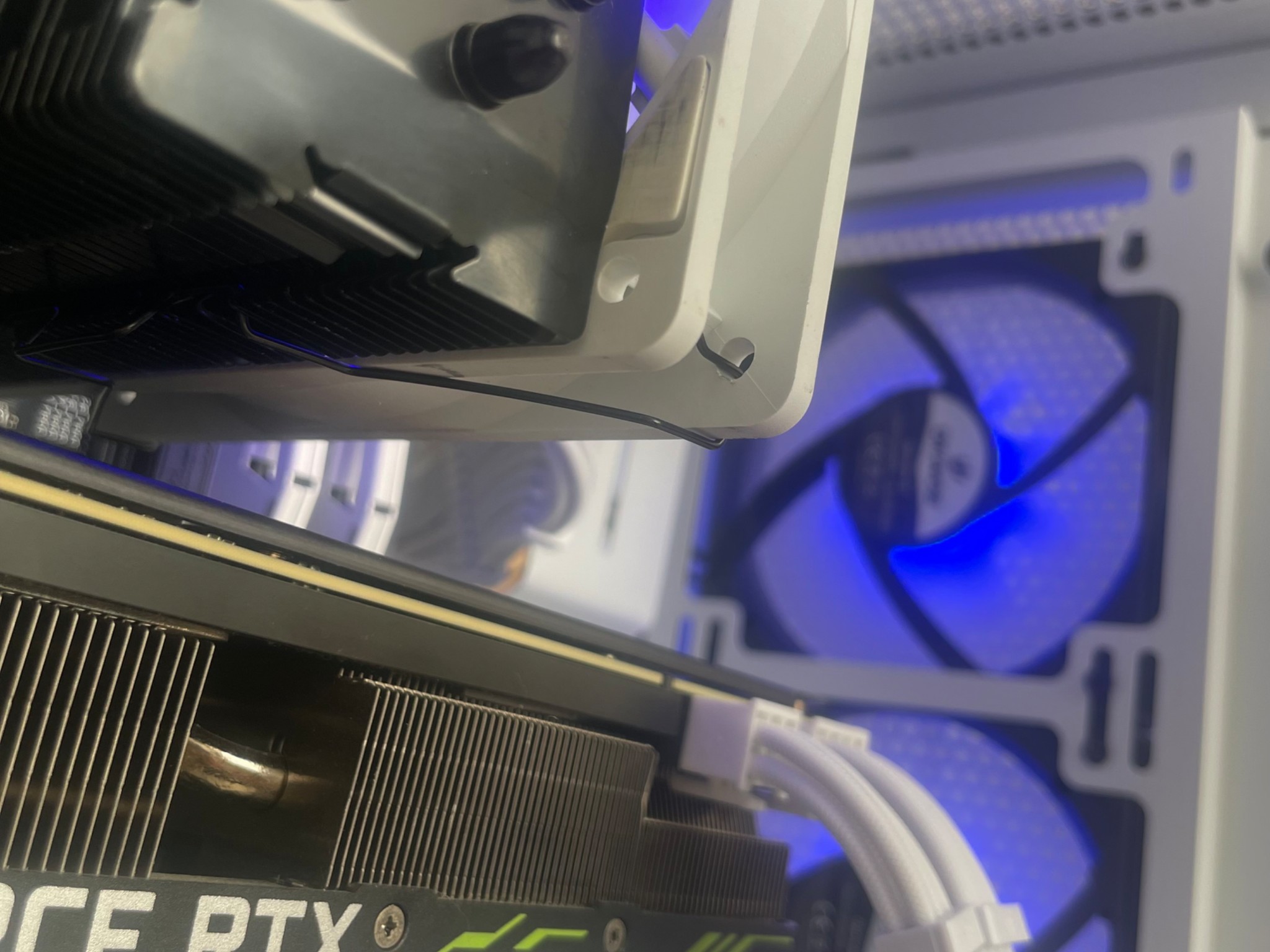 𝙂𝙇𝙀𝘼𝙈 | Ryzen 9 3900X, RTX 2080, 16GB RAM, 1TB SSD White Minimalist Productivity Gaming PC