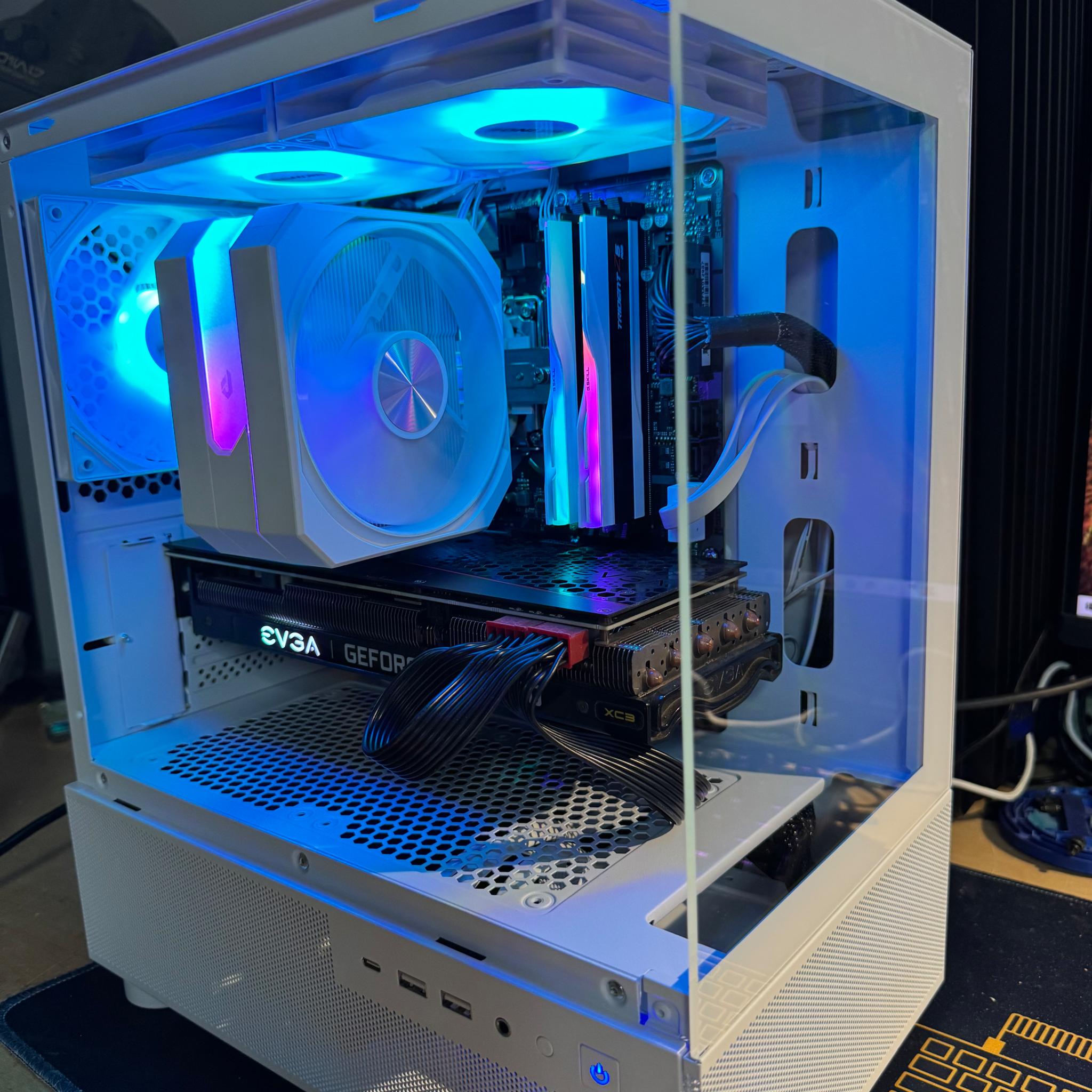 Gaming PC RTX 3070 i7-12700 32 gb ddr5 6400 MT/s