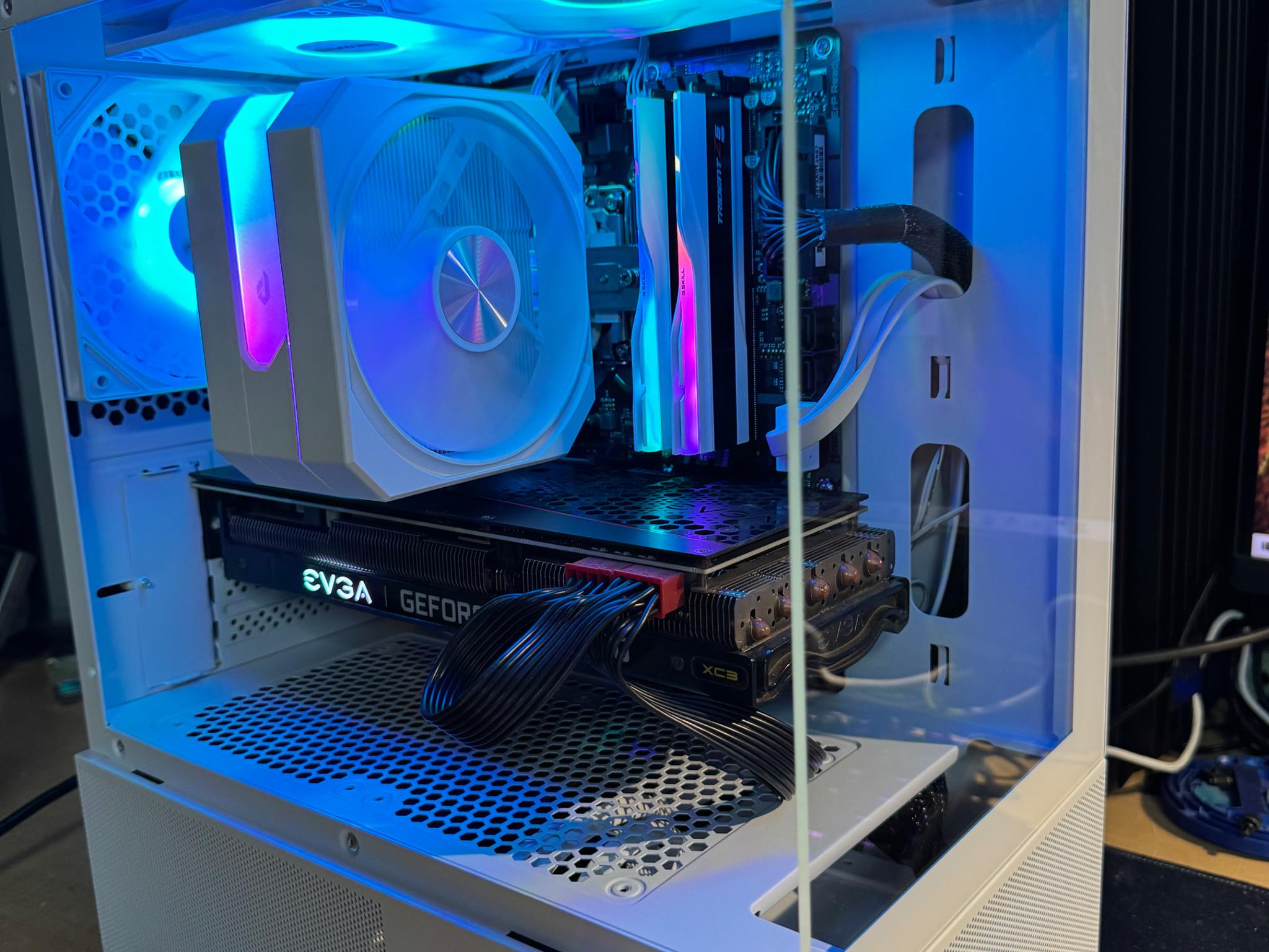 Gaming PC RTX 3070 i7-12700 32 gb ddr5 6400 MT/s
