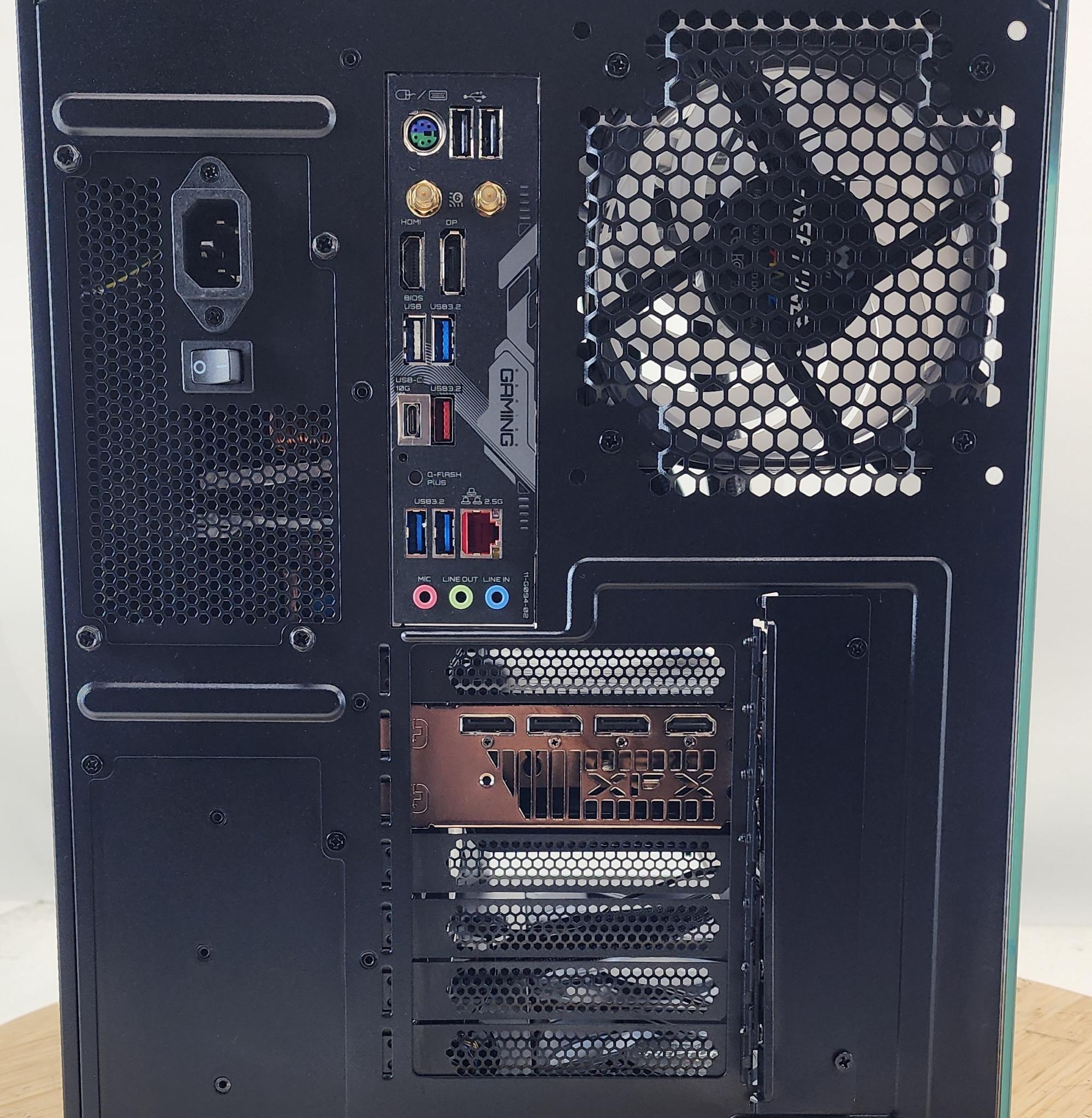 Gaming PC Ryzen 7 7700 32GB RAM 2TB SSD RX 7700 XT 12GB Windows 11 Computer
