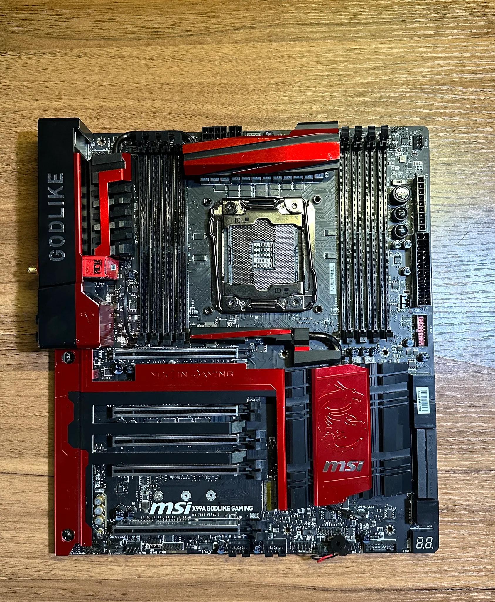 MSI X99A Godlike Gaming WIFI Motherboard X99 LGA2011-V3 DDR4 E-ATX Motherboard NOT WORKING